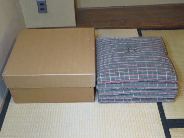 十月◆特売品 茶席用座布団 吉野間道裂 緑 五客分 税込 送料込 超