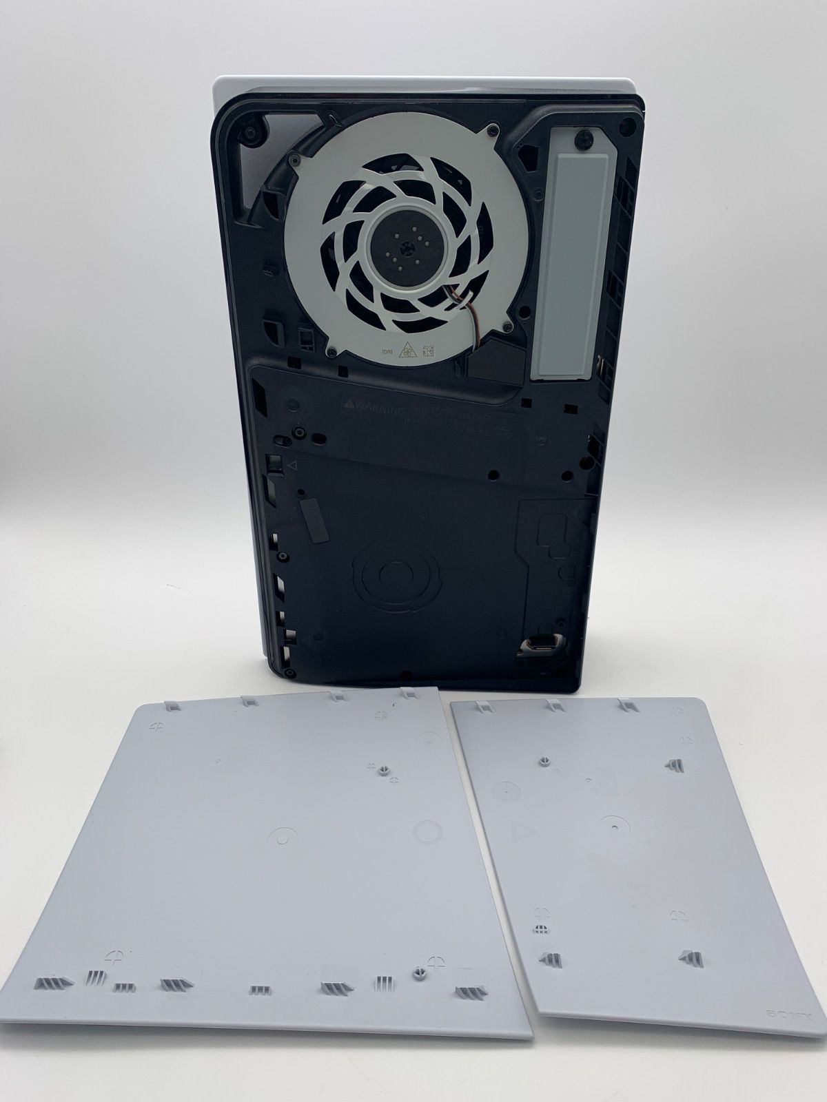 ディスクドライブなし 本体