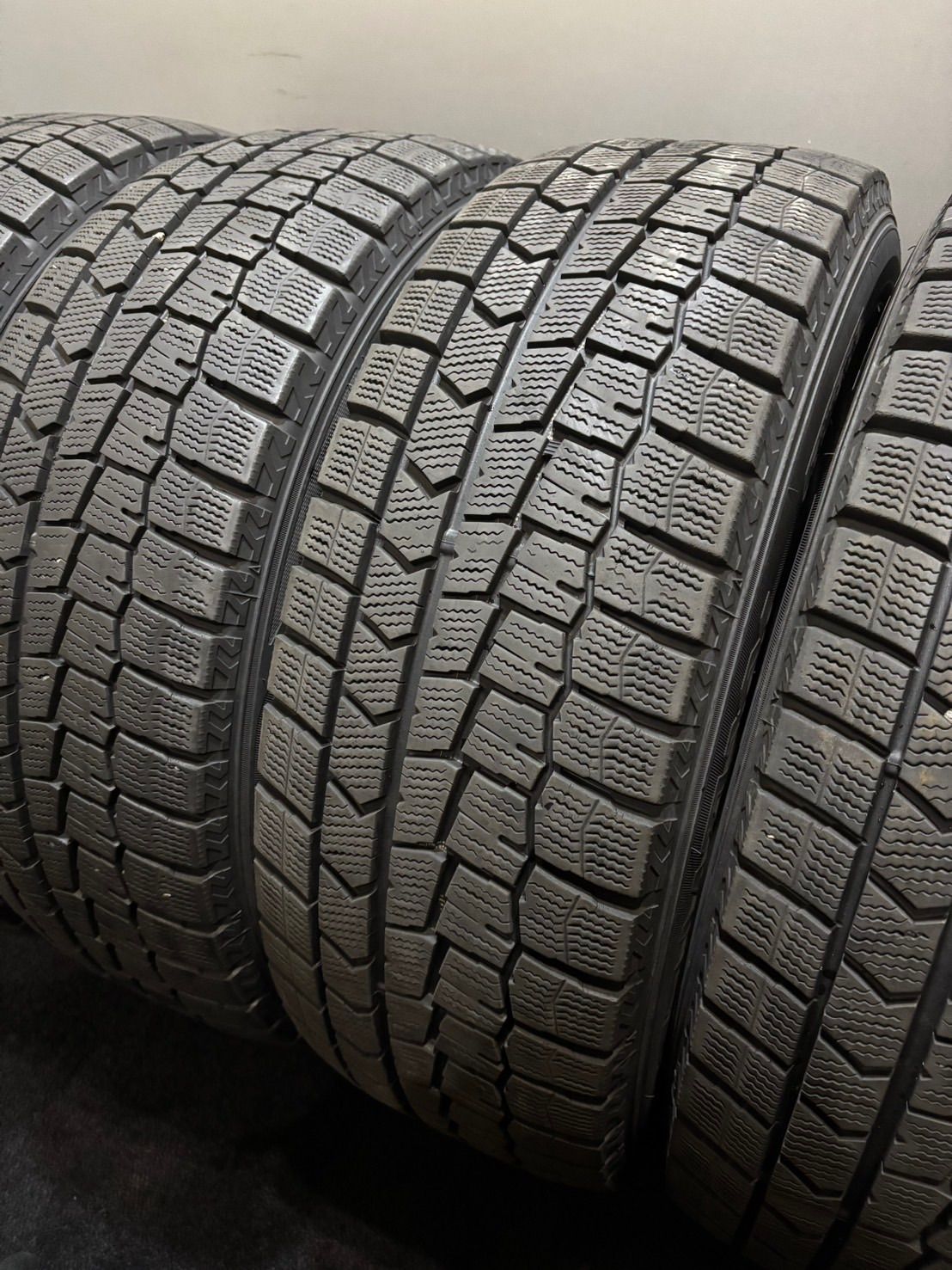 215|60R16 DUNLOP|WINTER MAXX WM02 21年製 スタッドレス 4本 ダンロップ ウィンターマックス クラウン ヴェゼル CX-3 4-K447