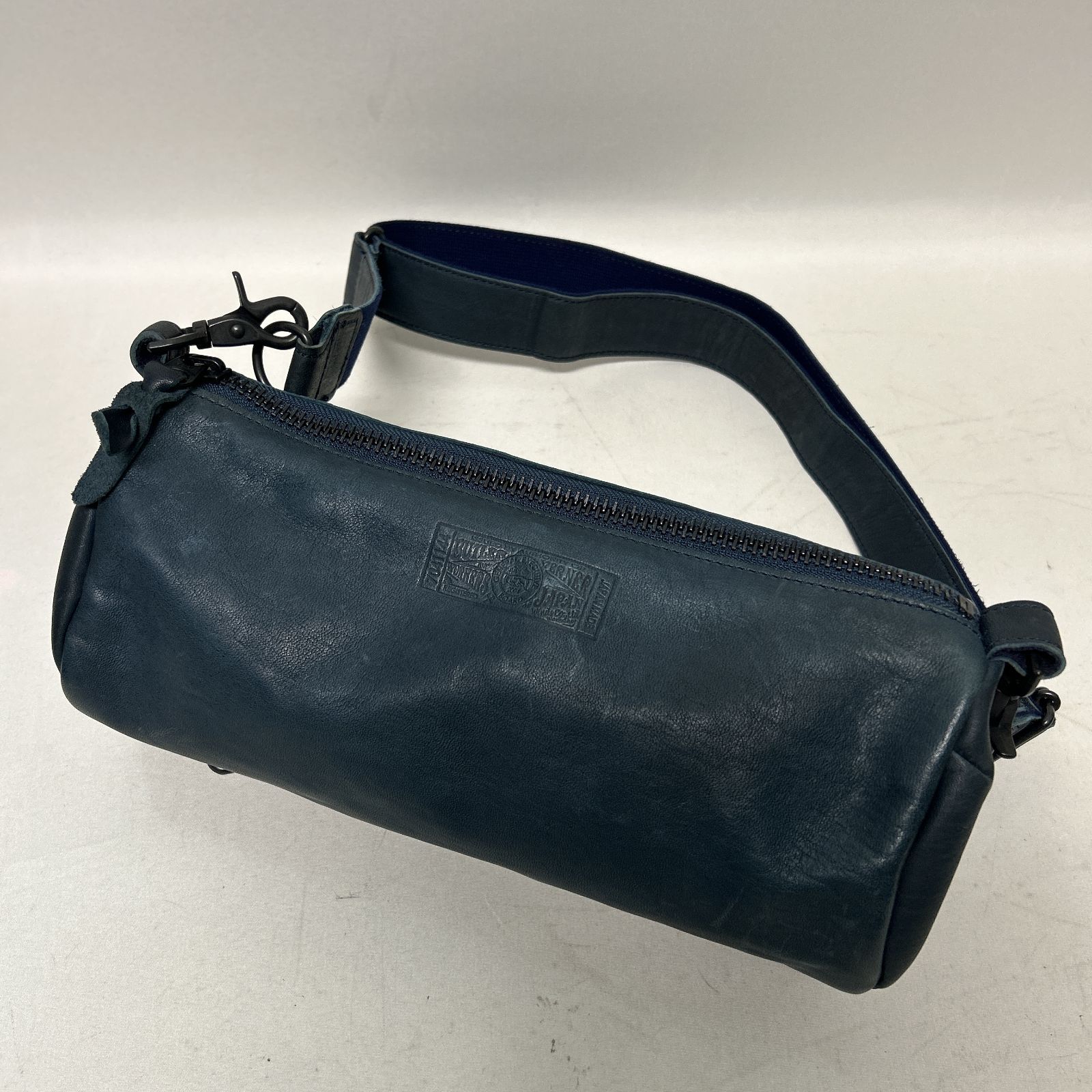 浜館79-2163 Butler Verner Sails バトラーバーナーセイルズ ロールショルダーバッグ ホースレザー 本革 ネイビー系 品