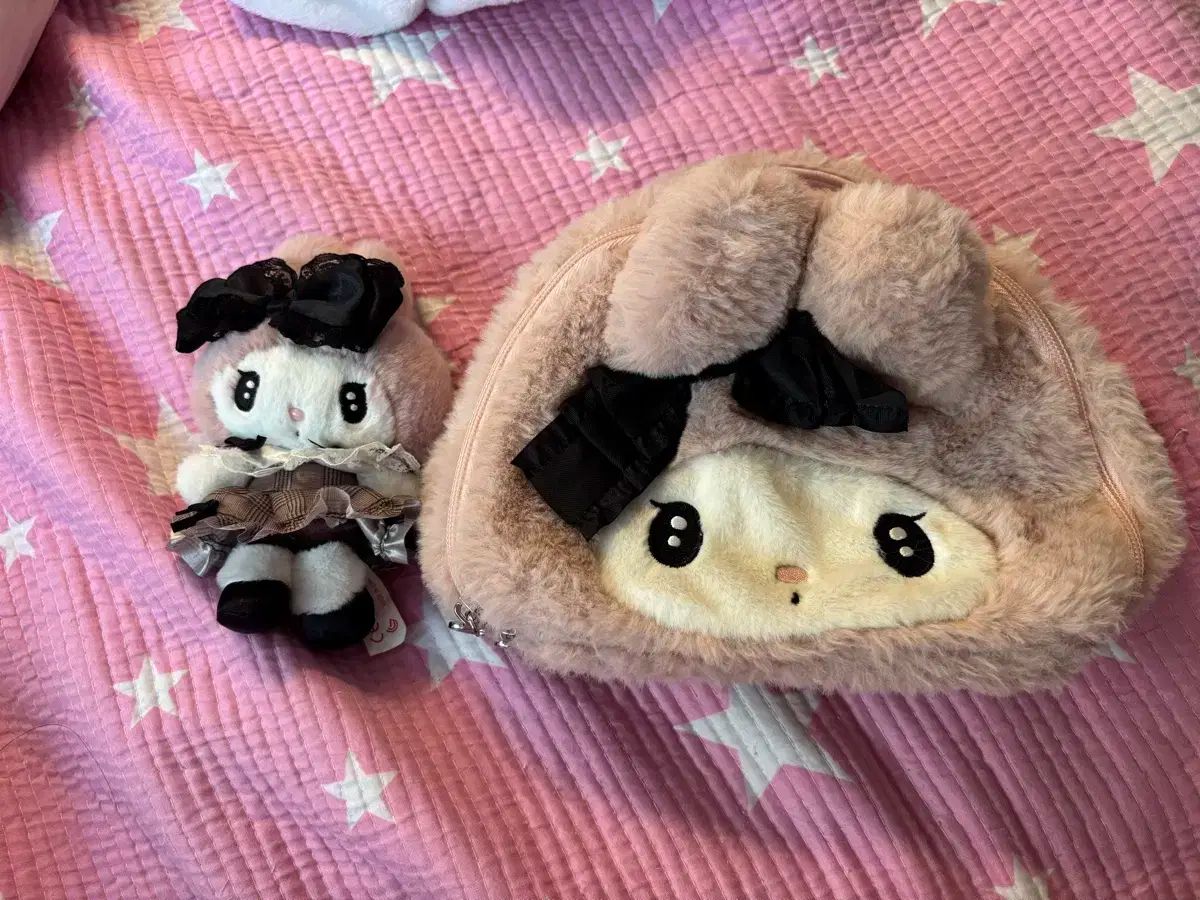 マイメロディ＆クロミ マスコット キーホルダー ぬいぐるみ ポーチ ミニバッグ