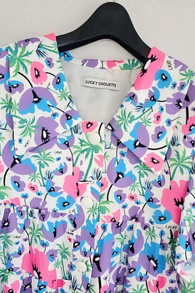 ブランド ラッキーシュエトゥ