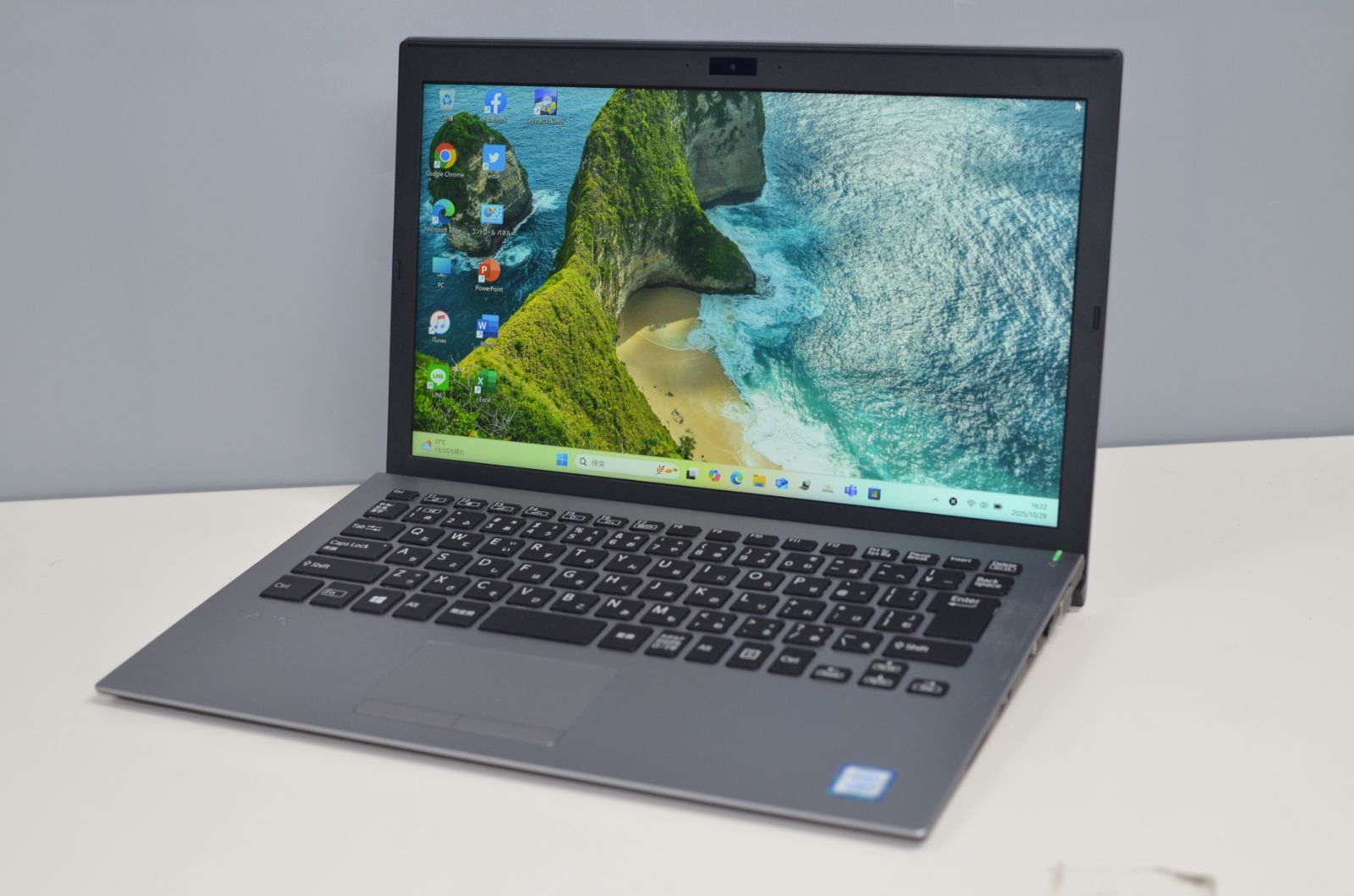 中古良品ノートパソコン SONY VJS132C11N Windows11+office core i5-7200U/爆速SSD256GB/メモリ8GB/13.3インチ/無線内蔵/WEBカメラ 中古良品ノートパソコン SONY VJS132C11N Windows11+office core i5