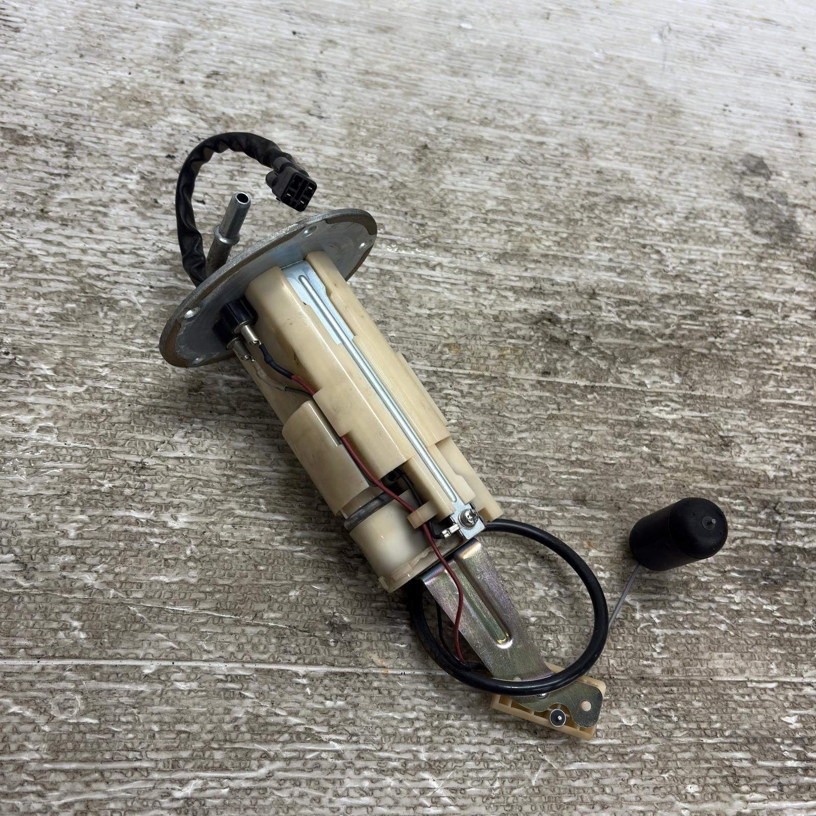 KAWASAKI ニンジャ 400 EX400E フューエルポンプ カワサキ