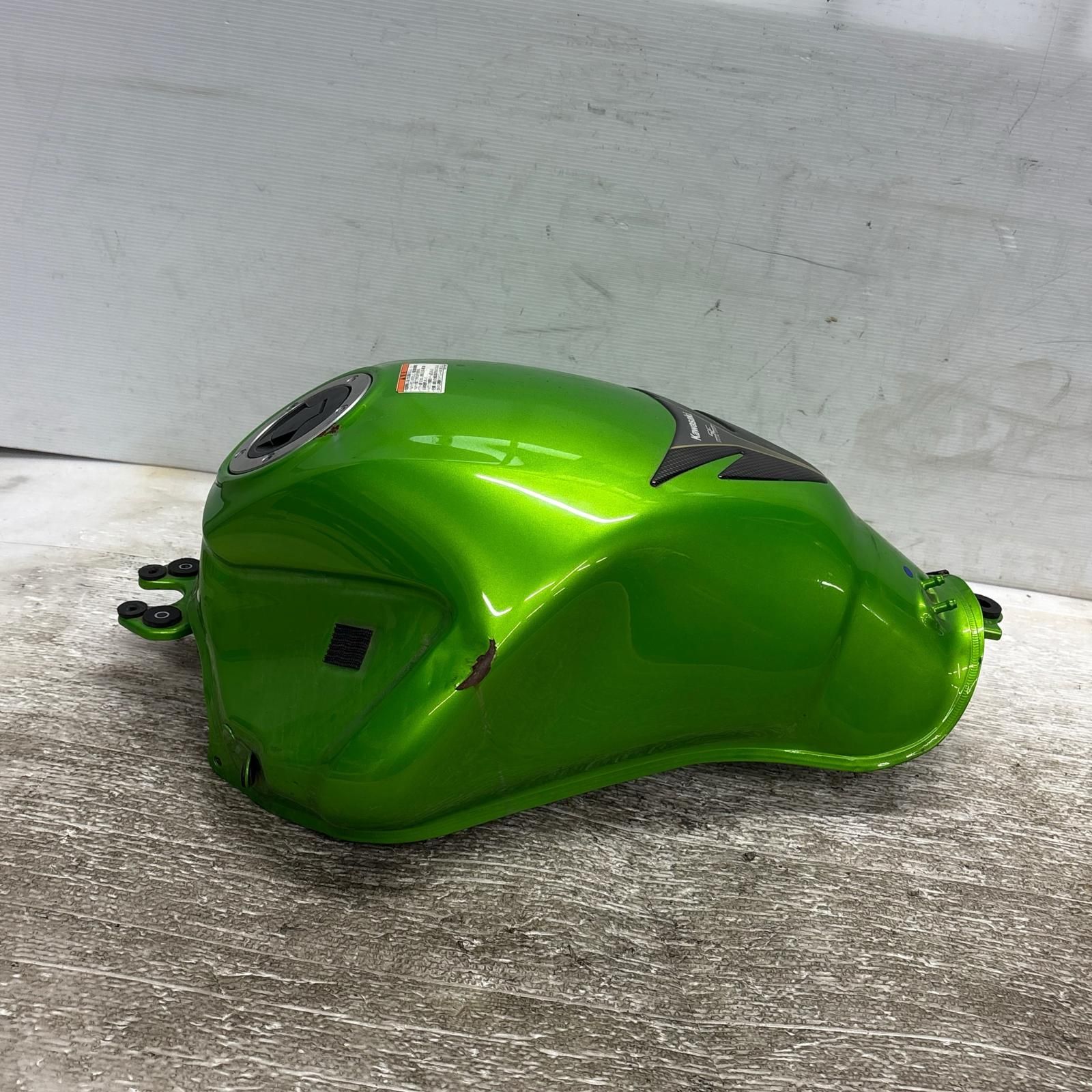 KAWASAKI ニンジャ 400 EX400E ガソリンタンク カワサキ