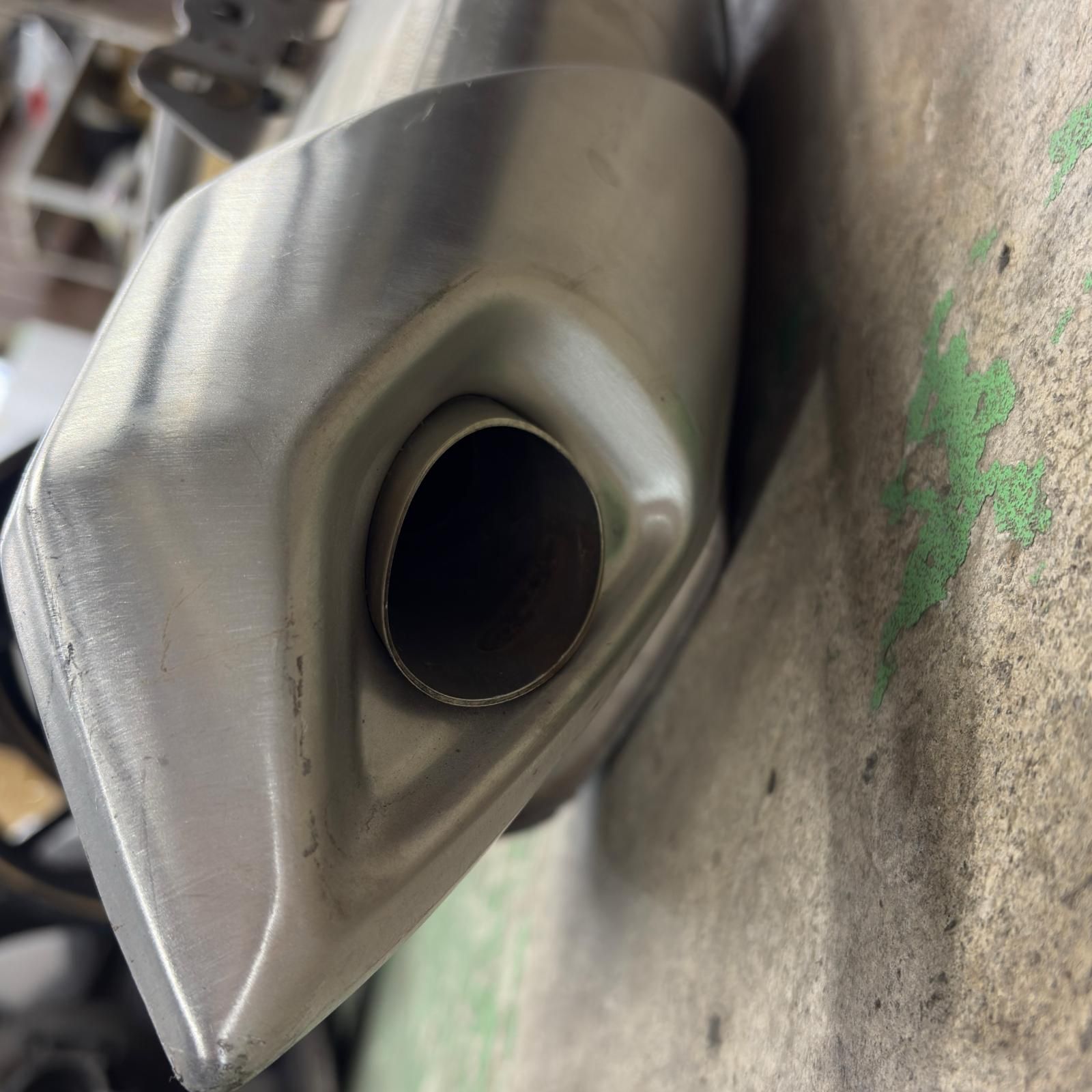 KAWASAKI ニンジャ 400 ショップ EX400E マフラー カワサキ ニンジャ