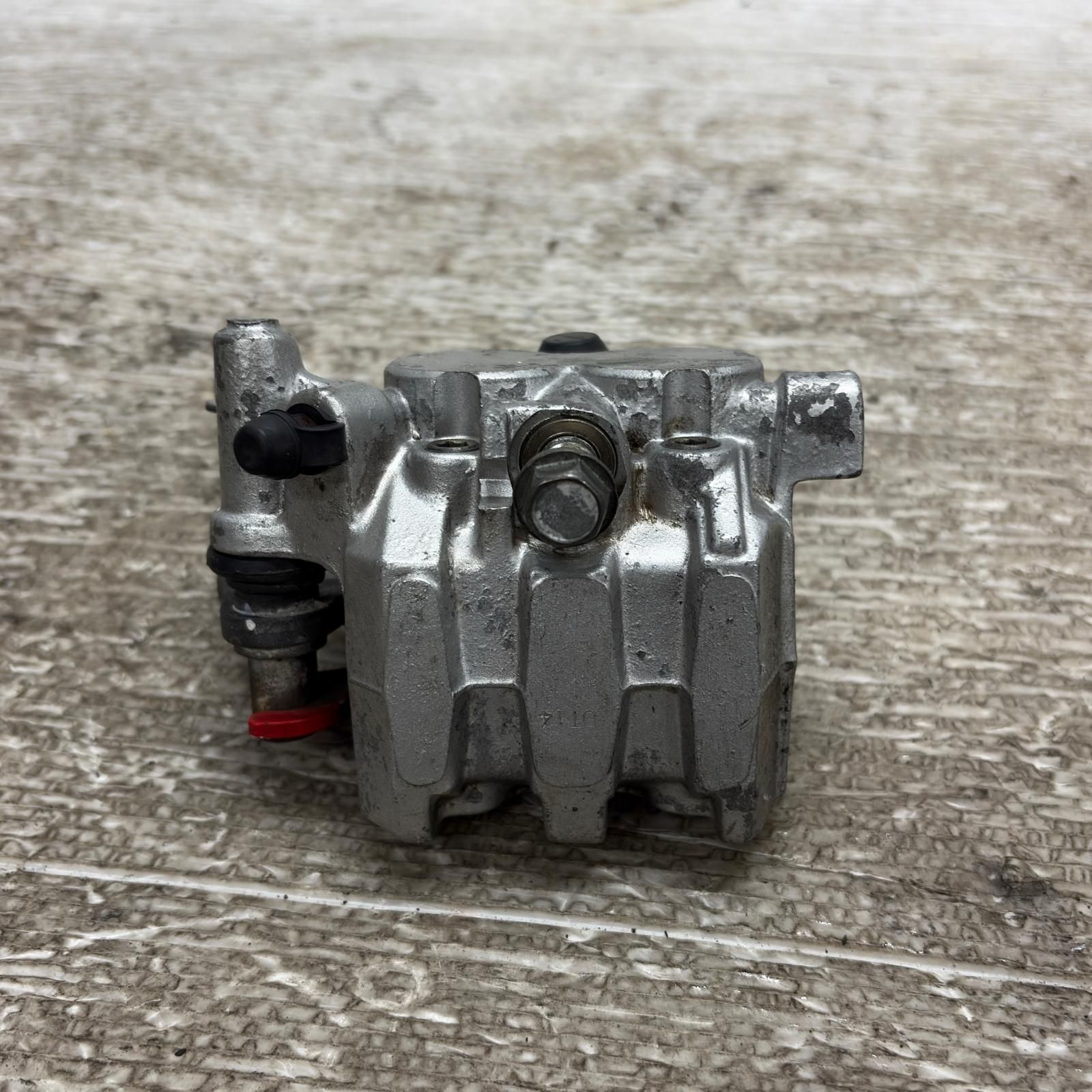 フロントキャリパー カワサキ