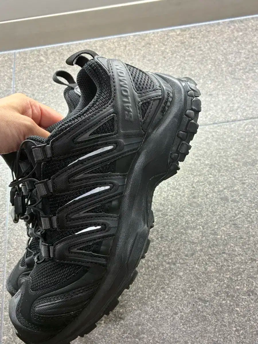 Salomon XA Pro 3D Black Magnet サロモン マグネット