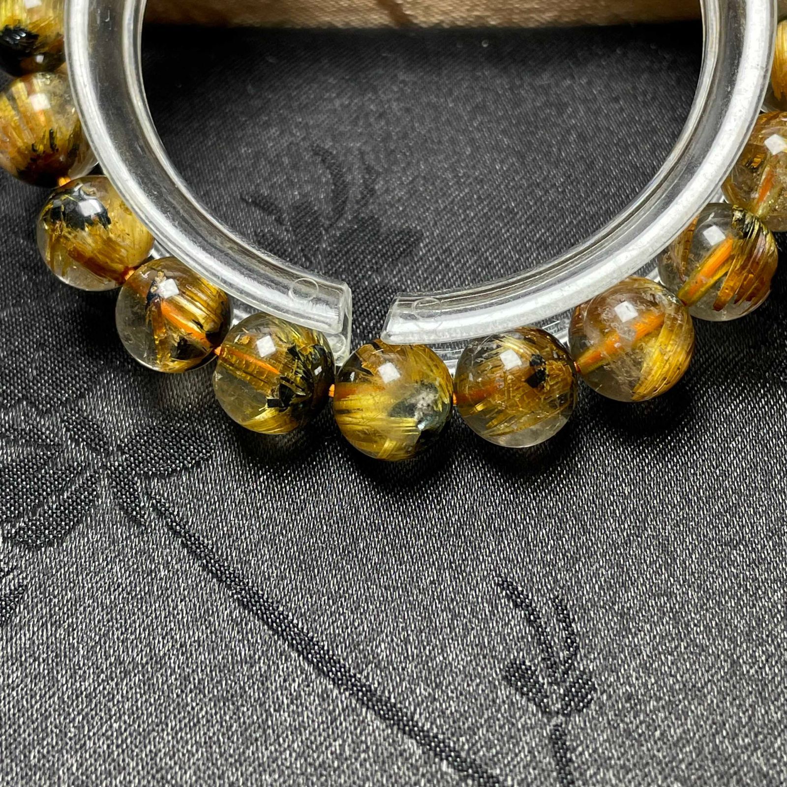 黄金針水晶 金運