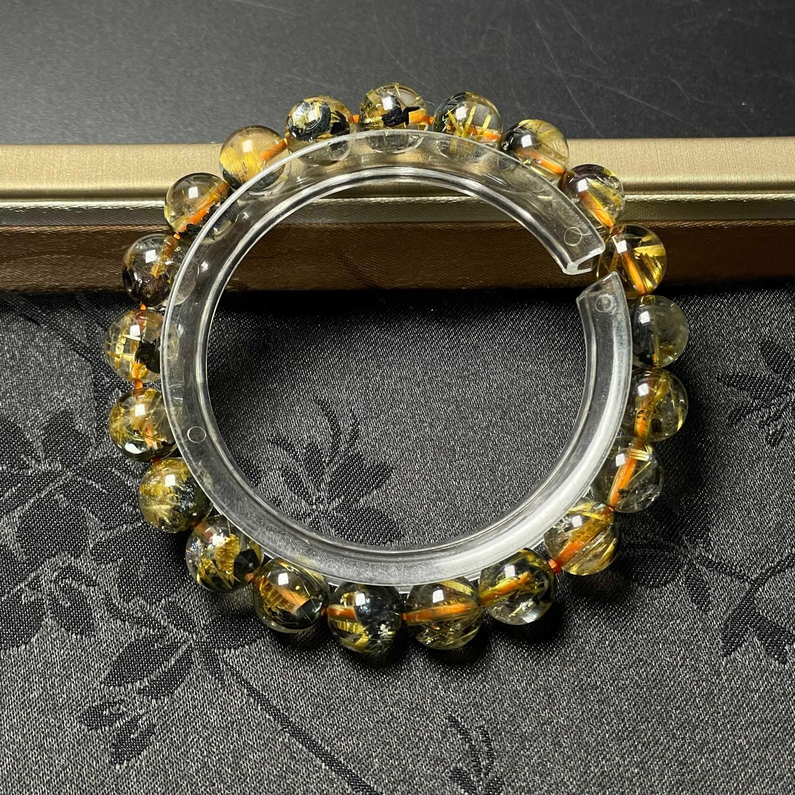 黄金針水晶 金運