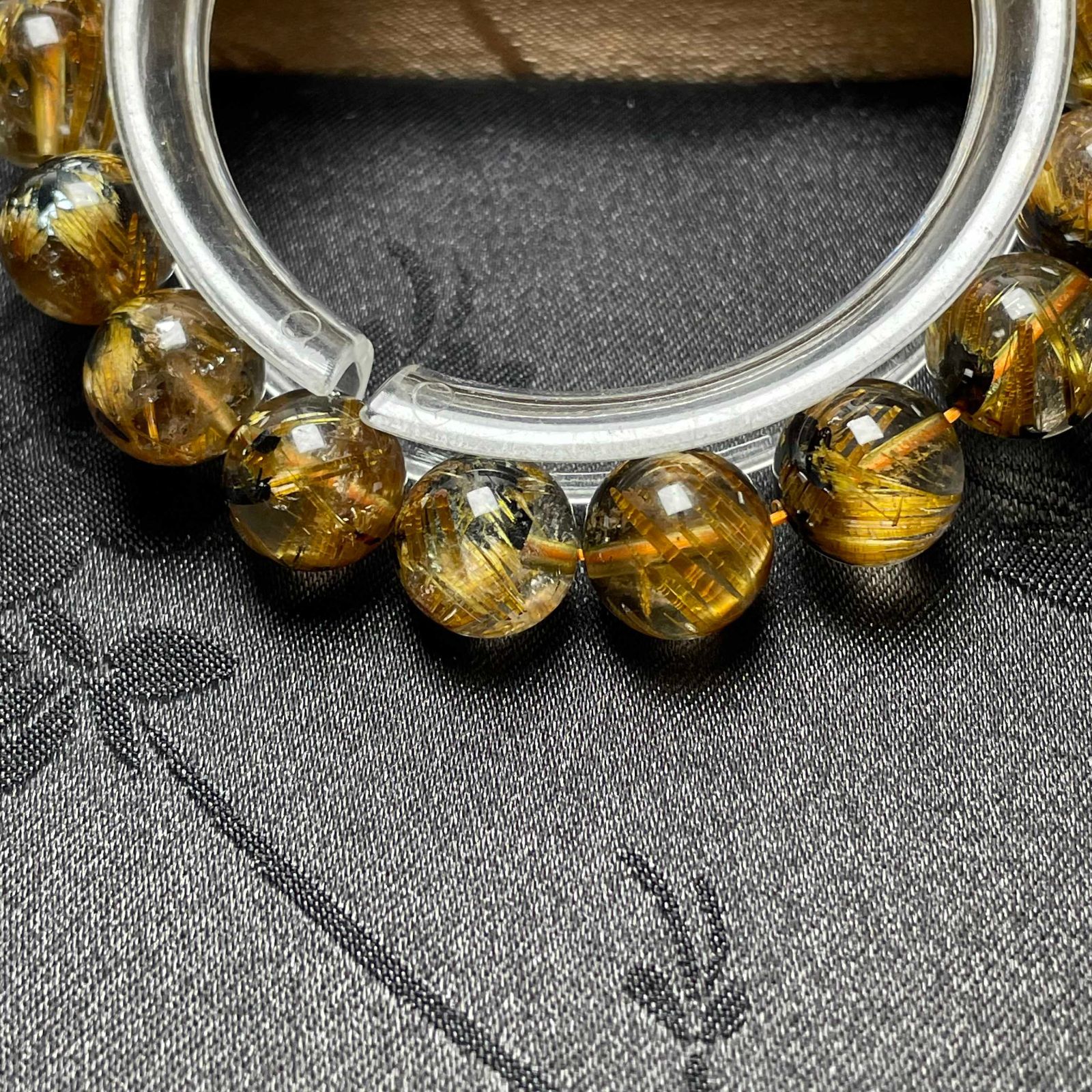 黄金針水晶 金運