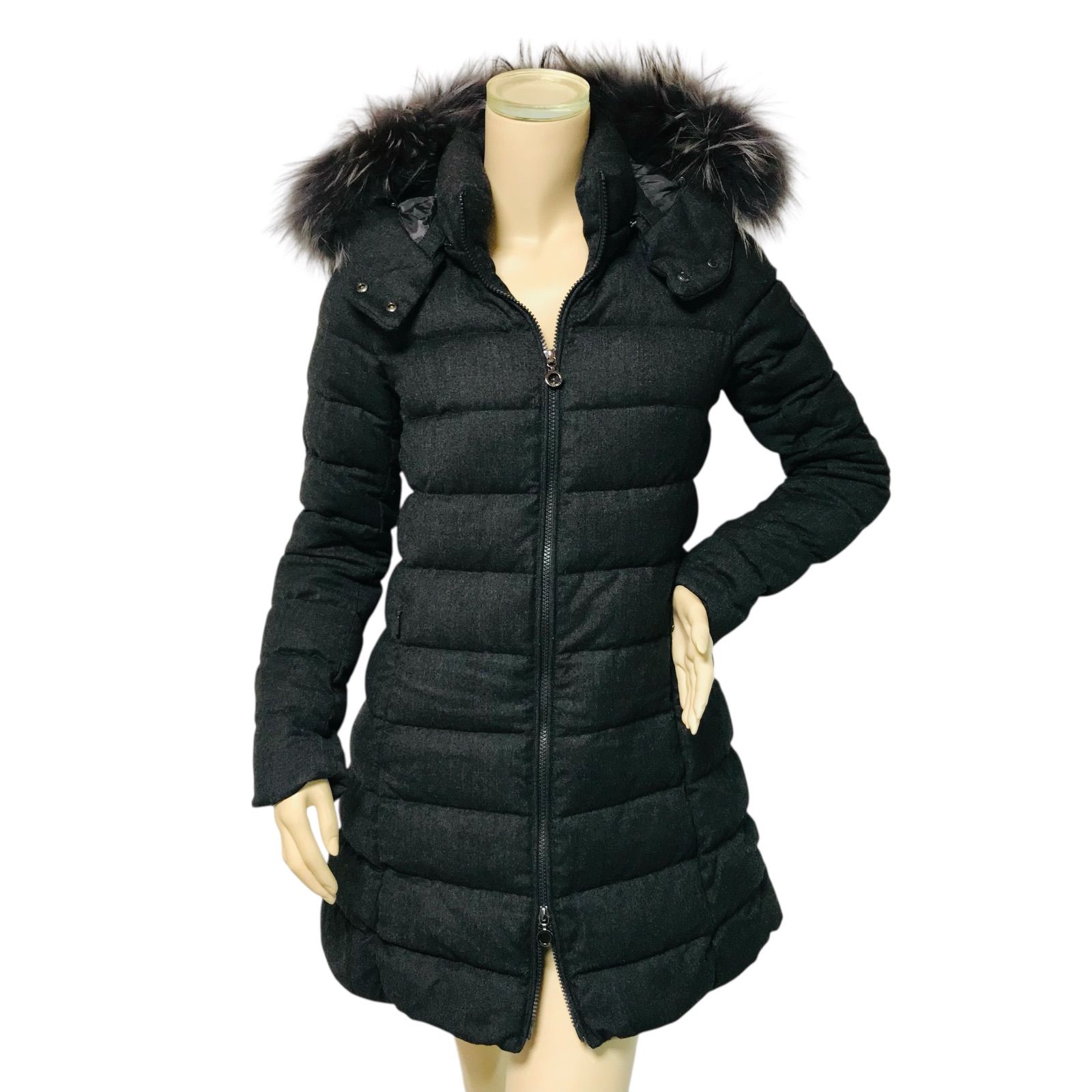 TATRAS タトラス LAVIANA ラヴィアナ レディース ブランドアイコンロゴワッペン ラクーンファー フード付き ウール ダブルジップ ダウンコート 2021年モデル 01 レディースダウンジャケット 秋冬物 アウター カジュアル リアルファー