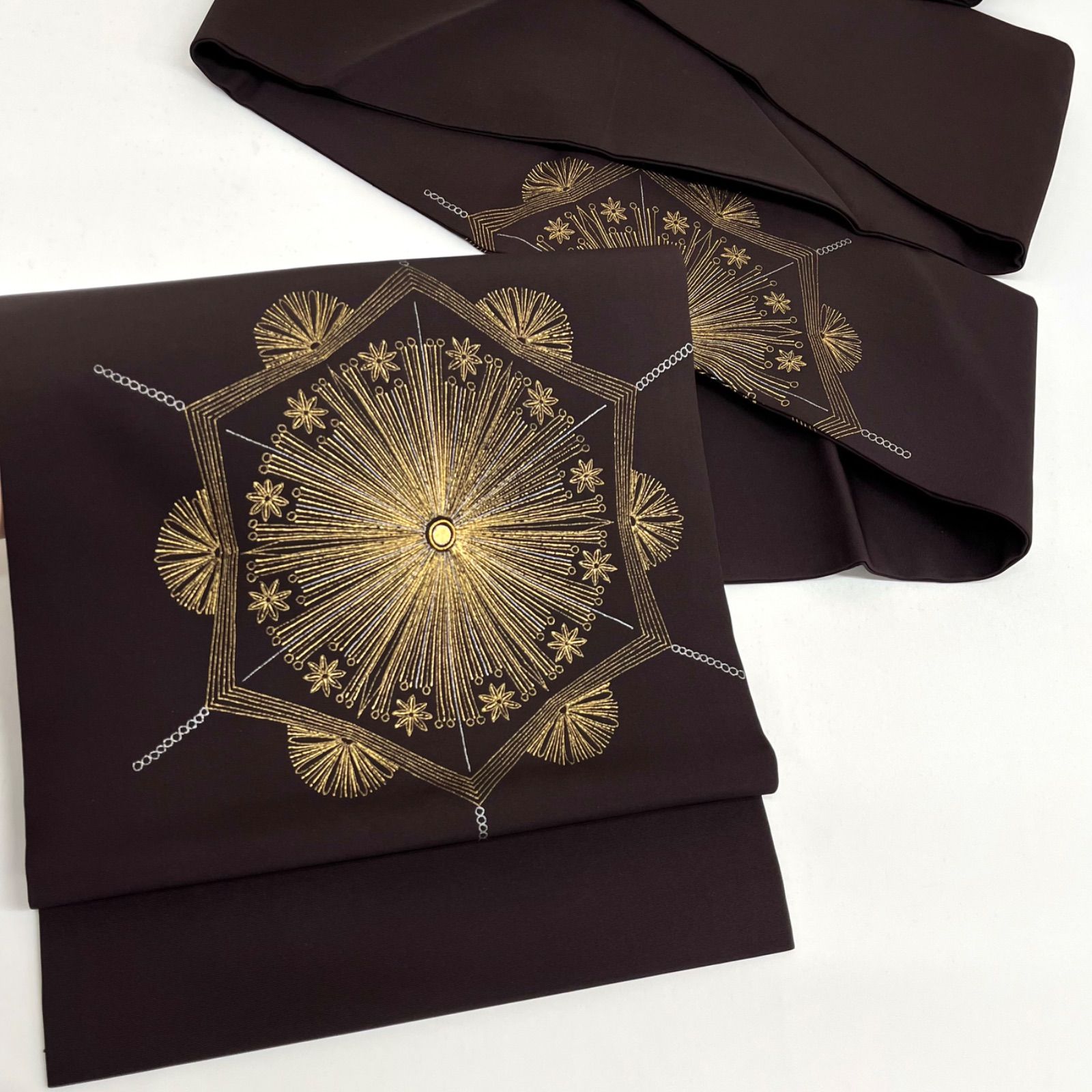 九寸名古屋帯 金彩 手描き 正絹 D055 - メルカリ