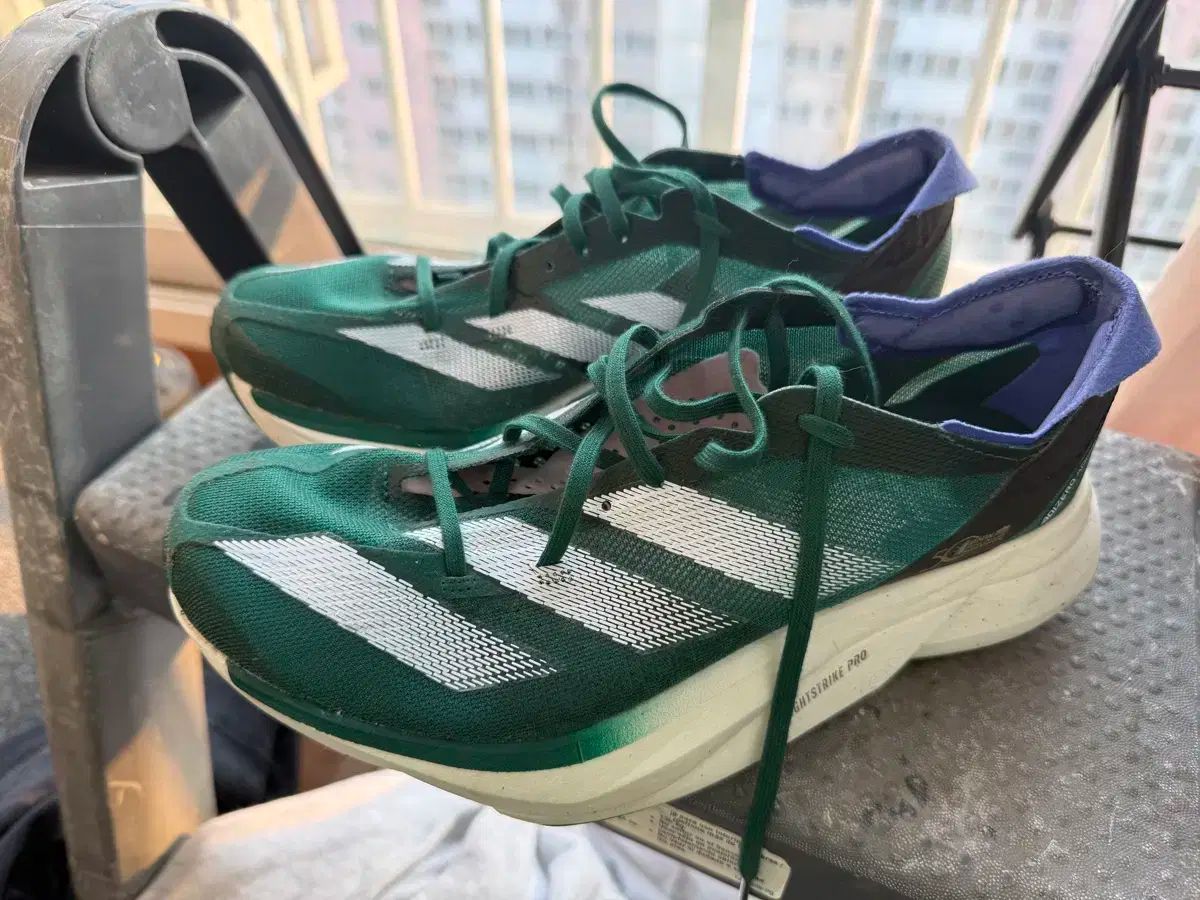 アディダス プロ3 ベルリンエディション W240