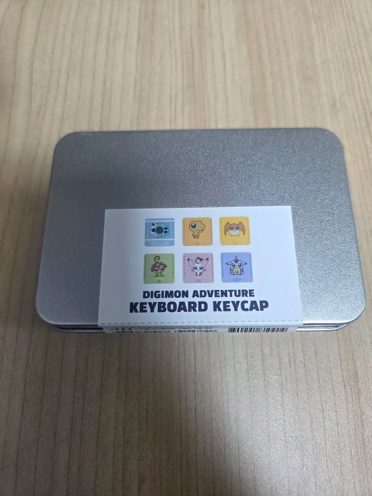 ♥ デジタルモンスター展示会キーキャップ メタルバッジ サービス