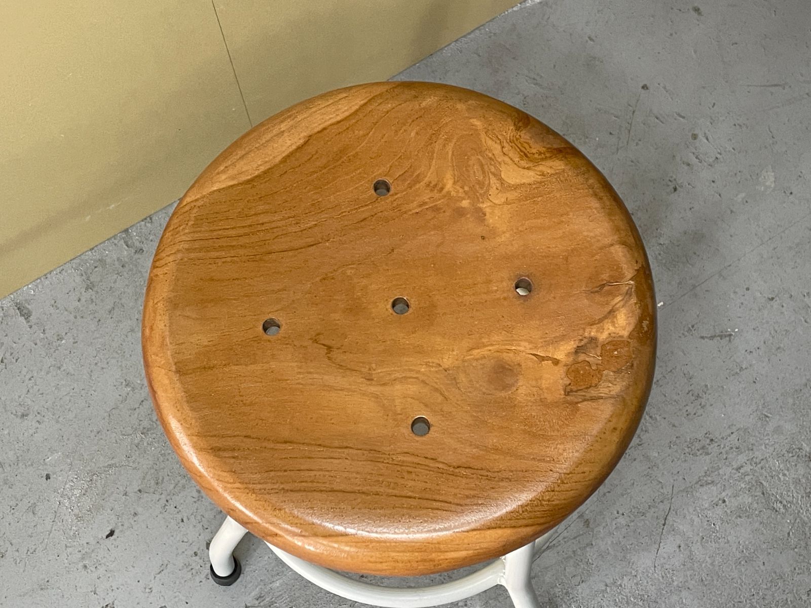 アンティーク調 レトロ 鉄脚スツール 座面チーク cha-018S-WHA