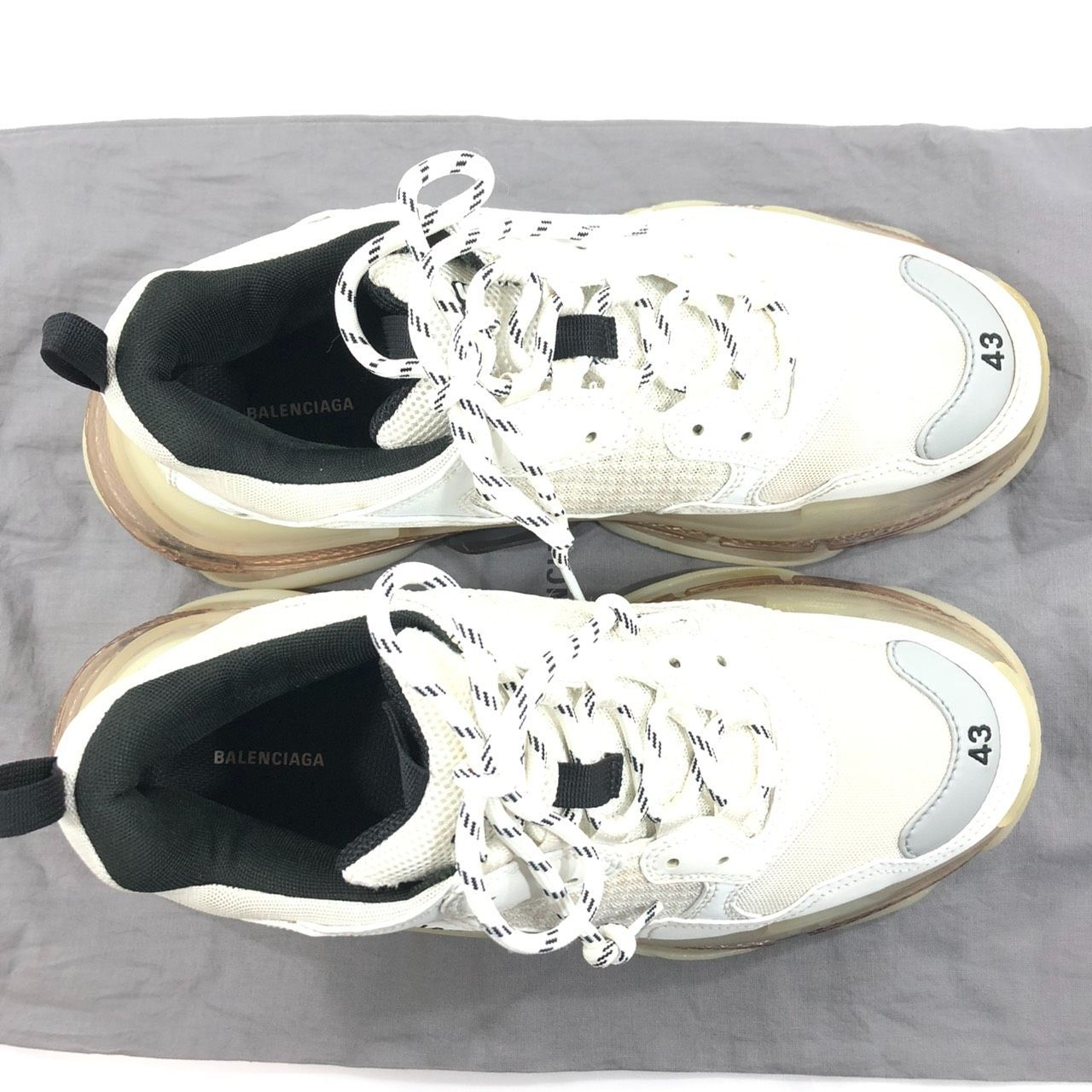 美品!!送料無料!!】 BALENCIAGA バレンシアガ トリプル S Triple