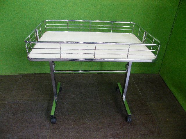 折りたたみスチールワゴン 横幅90cm×奥行60cm 補強バーに若干歪みあり 陳列 セール 催事 I-217