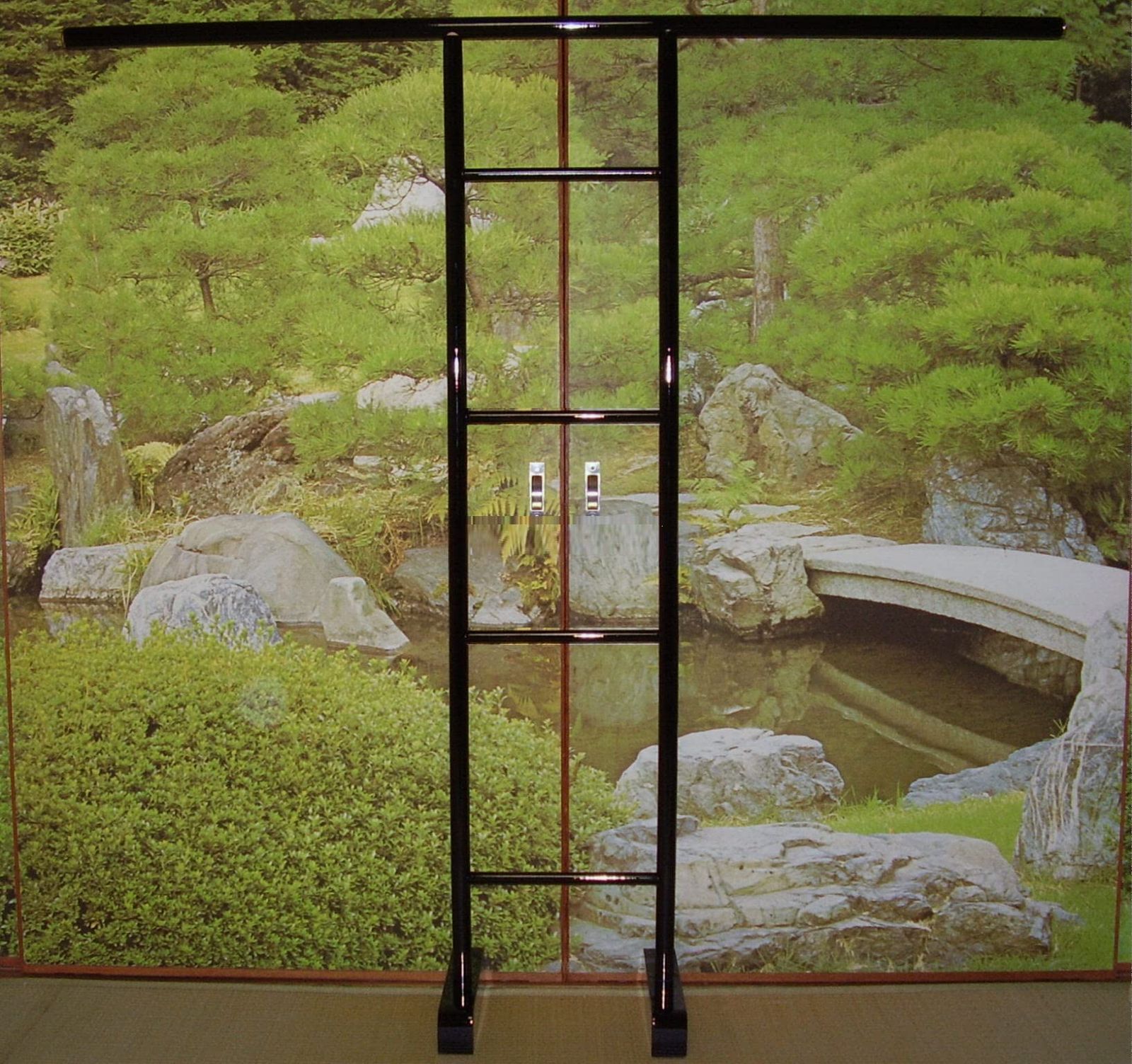 スズキモッコウジョ ドラマ撮影でも使われる几帳型衣桁 高さ170㎝ 黒塗 大