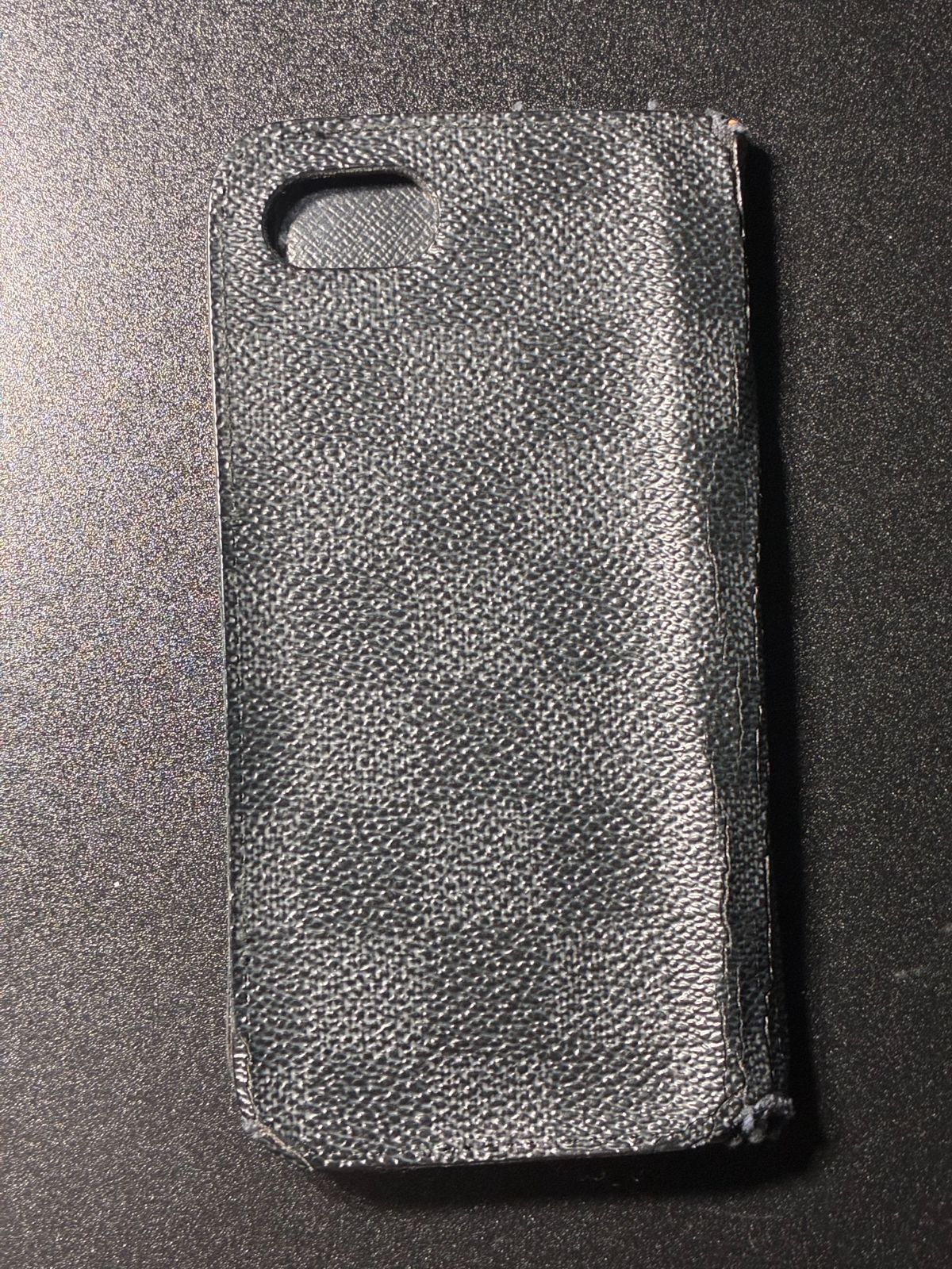 ルイヴィトン ダミエグラフィット スマホケース B25092621