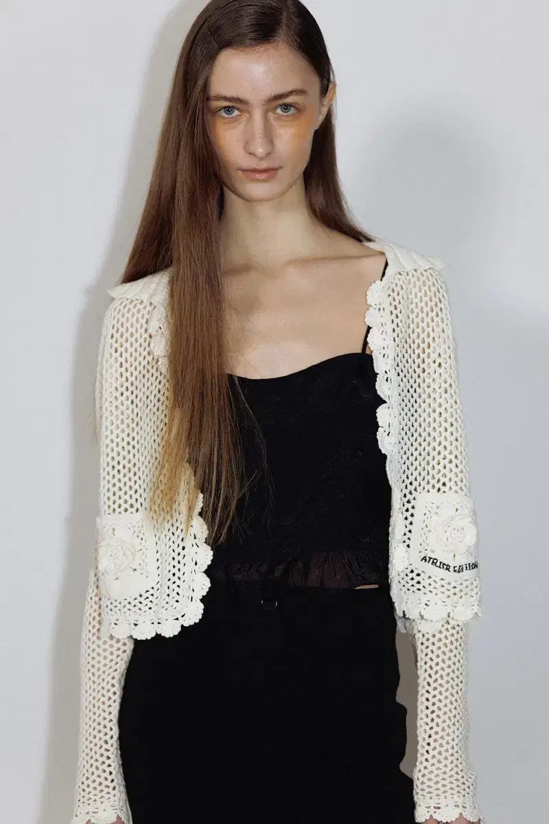 アトリエエディション フラワー クロシェ コットン カーディガン アイボリー