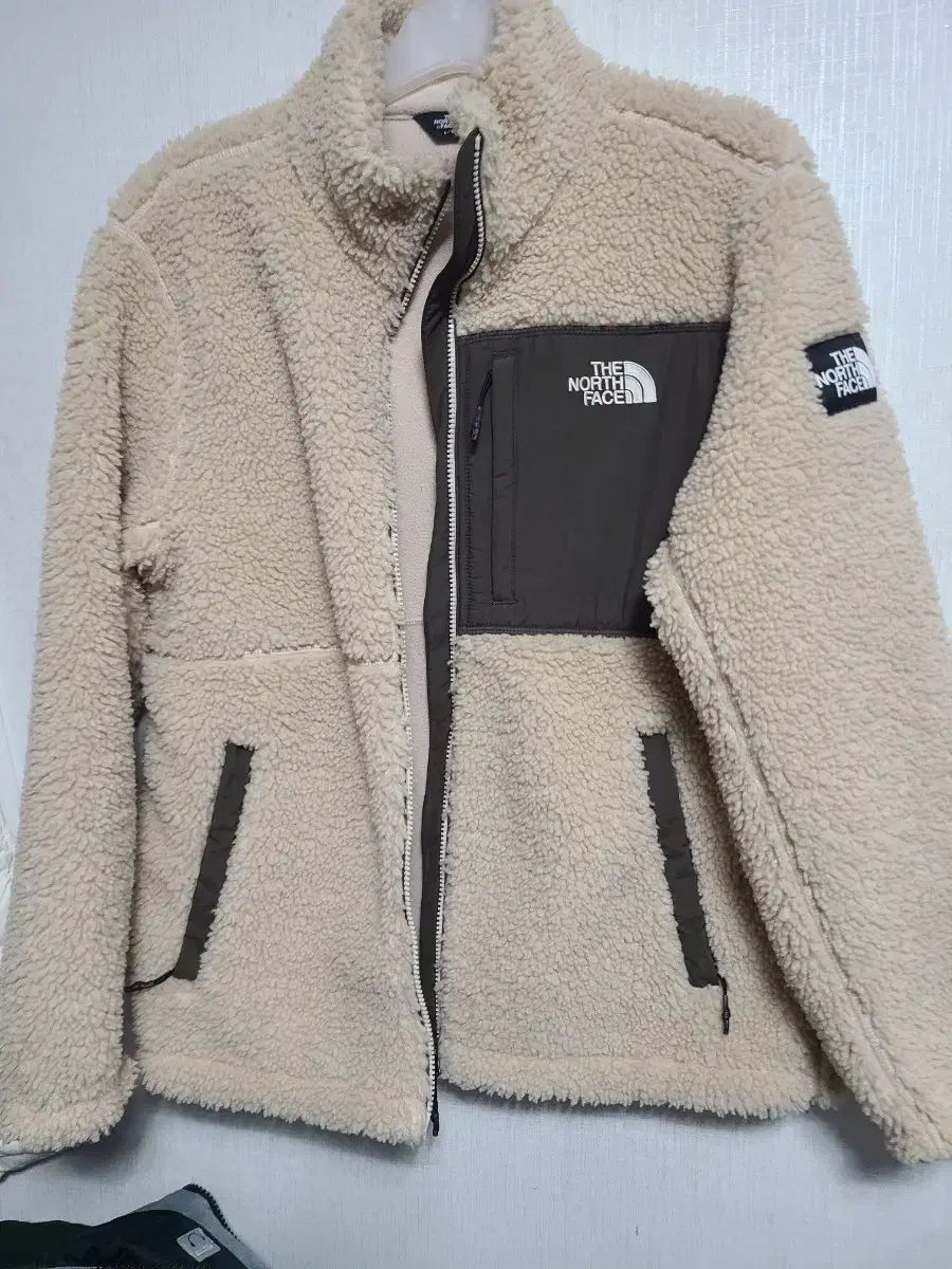 THE NORTH FACE ザノースフェイス ボア ジャケット アイボリー