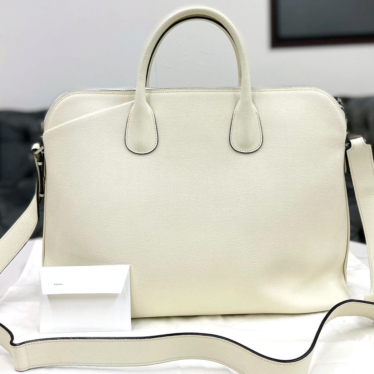 ヴァレクストラ マイロゴ 2way ブリーフケース 白 2020年