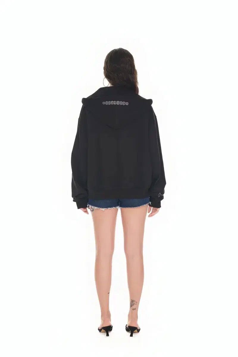 フーディー ブラック