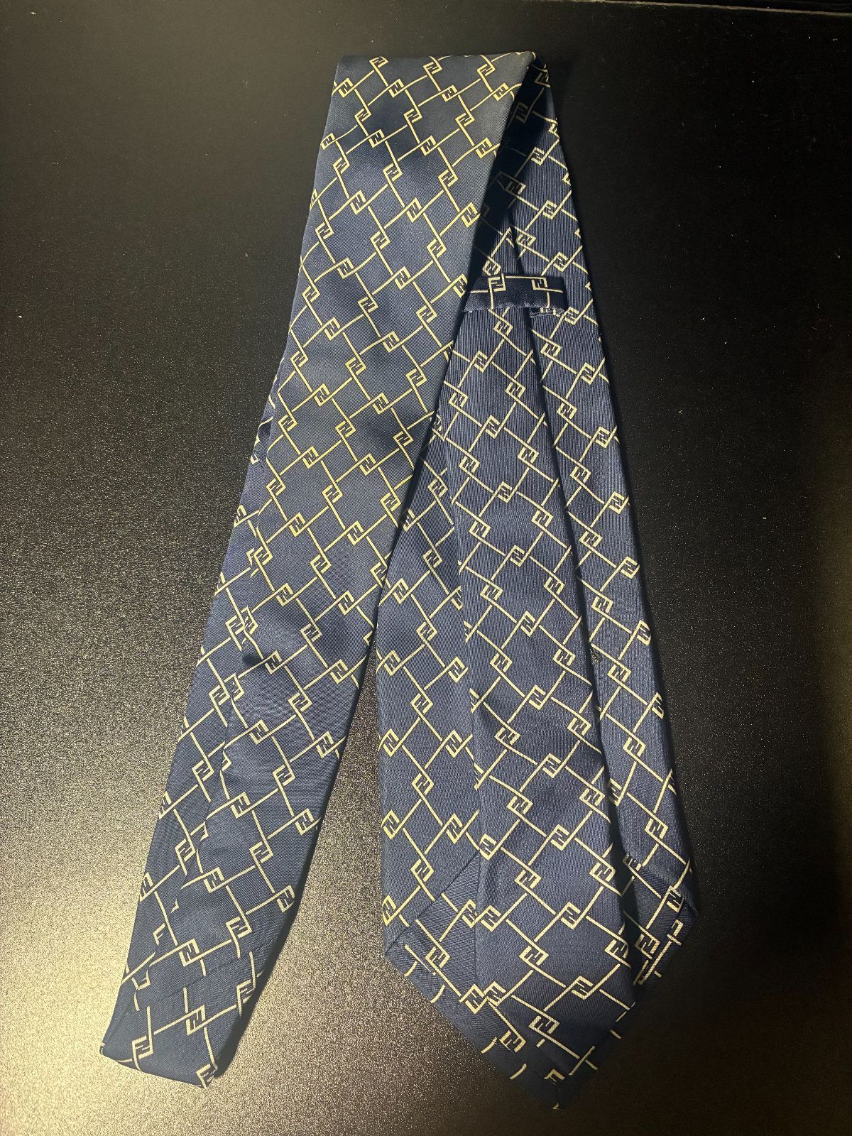 フェンディ ネクタイ