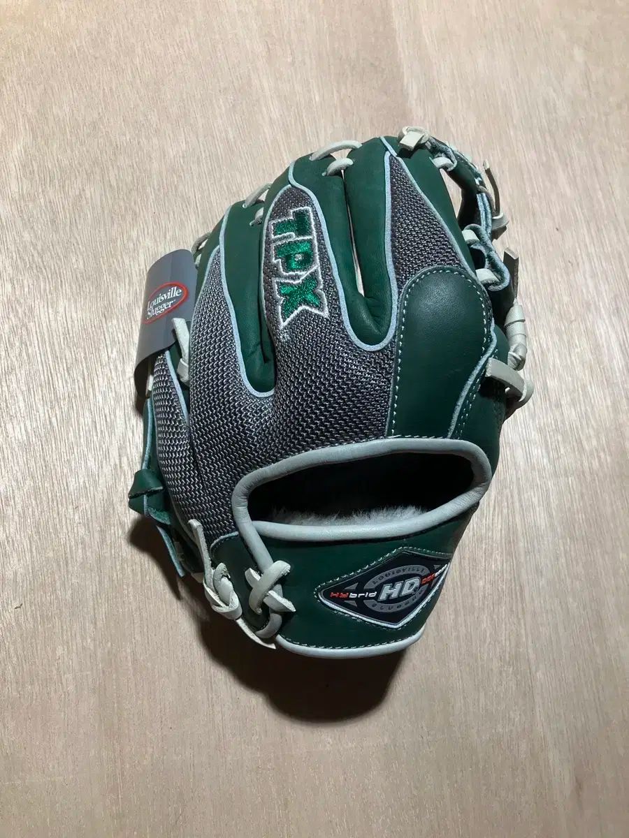 ルイビル スラッガー 野球グローブ グリーン HD9 ハイブリッド