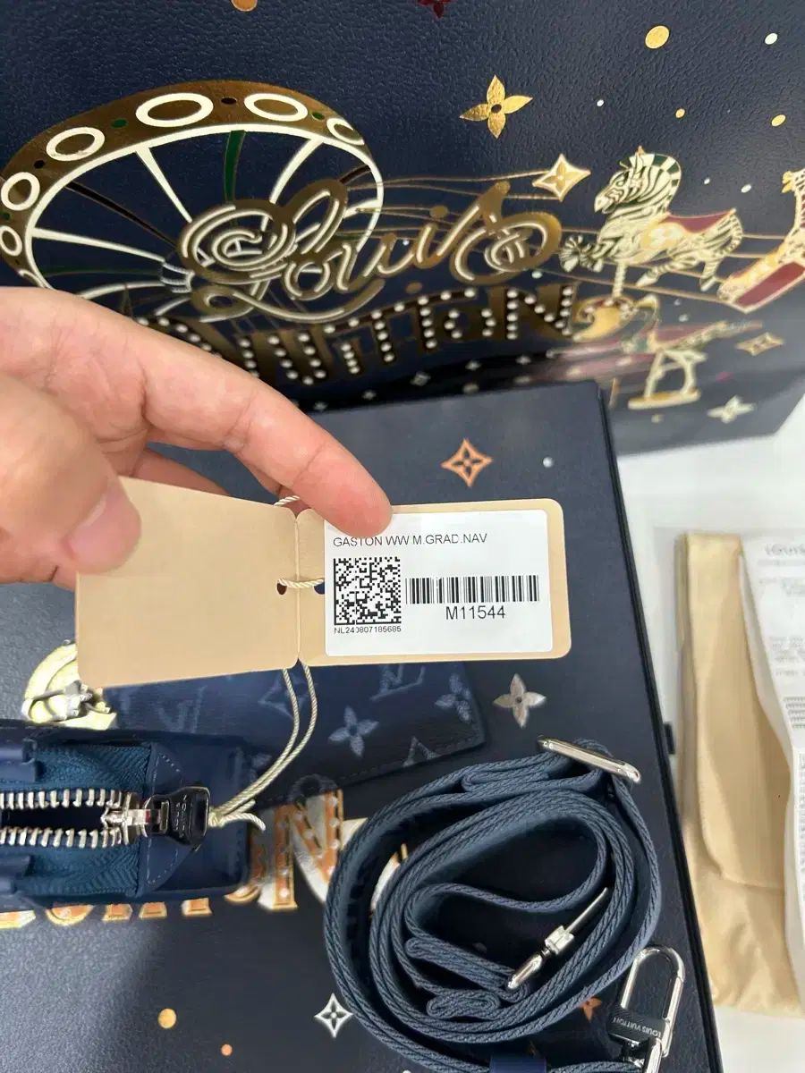 メッセンジャーバッグ