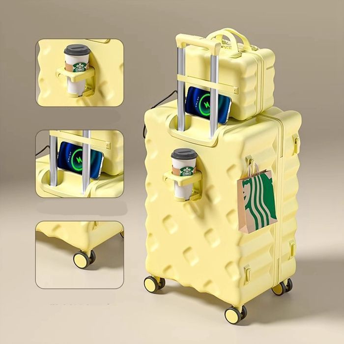 充電口 カップホルダー