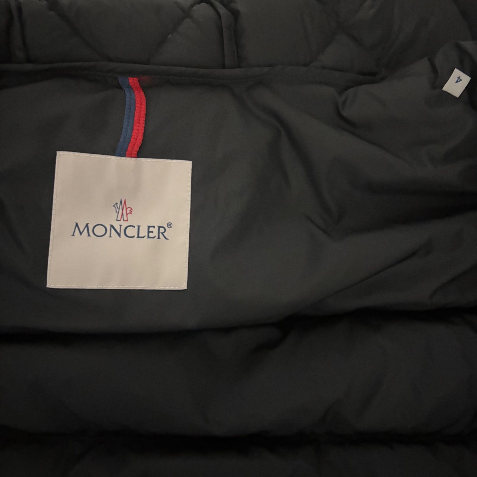 モンクレール MONCLER☆ARVOUIN☆ブラック☆サイズ4☆2023〜2024年☆超 