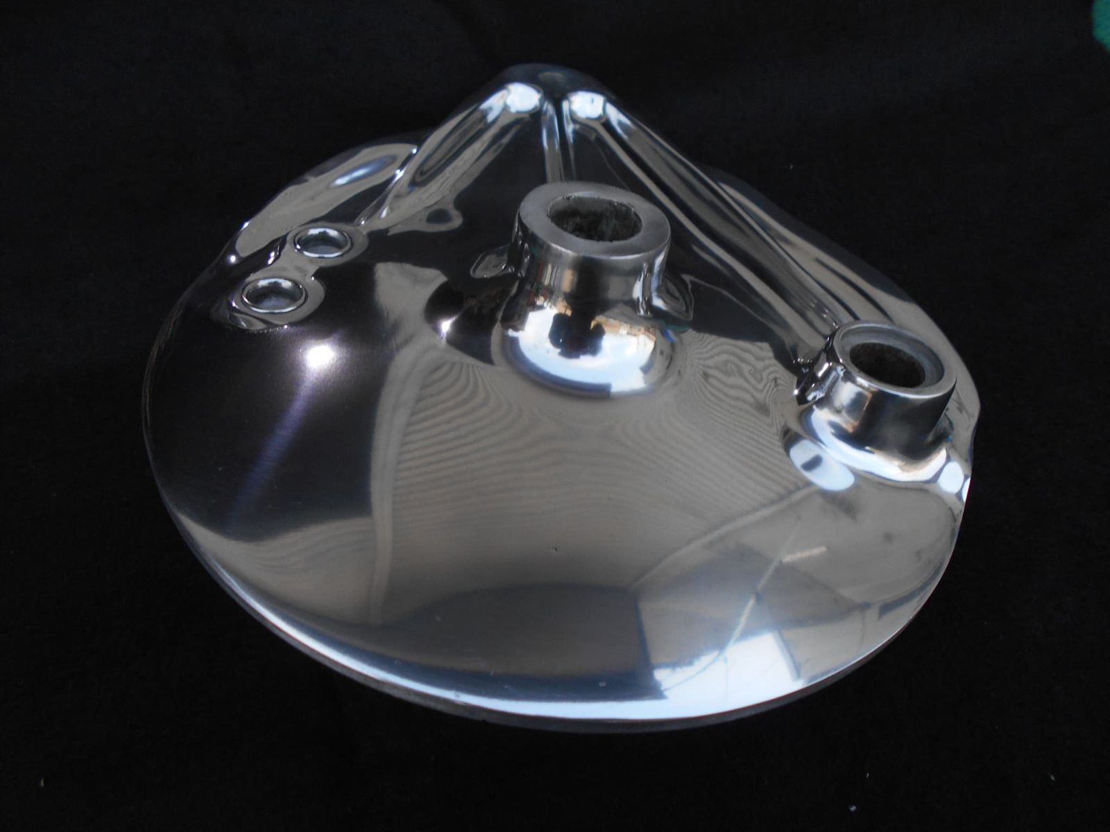 ブレーキパネル バフ仕上げ