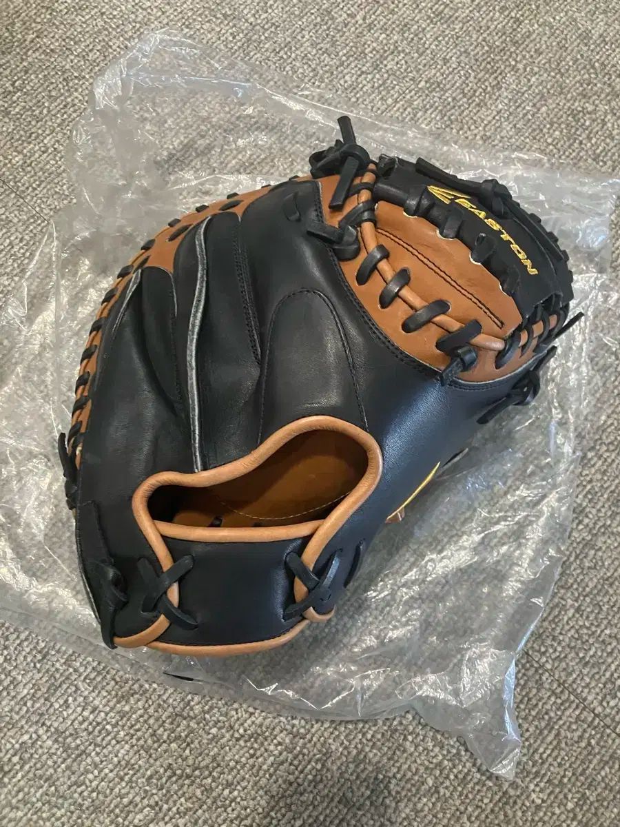 Sure Play SBN-21 WK ホワイト 右投げ用 アクセサリ - 野球用品の総合