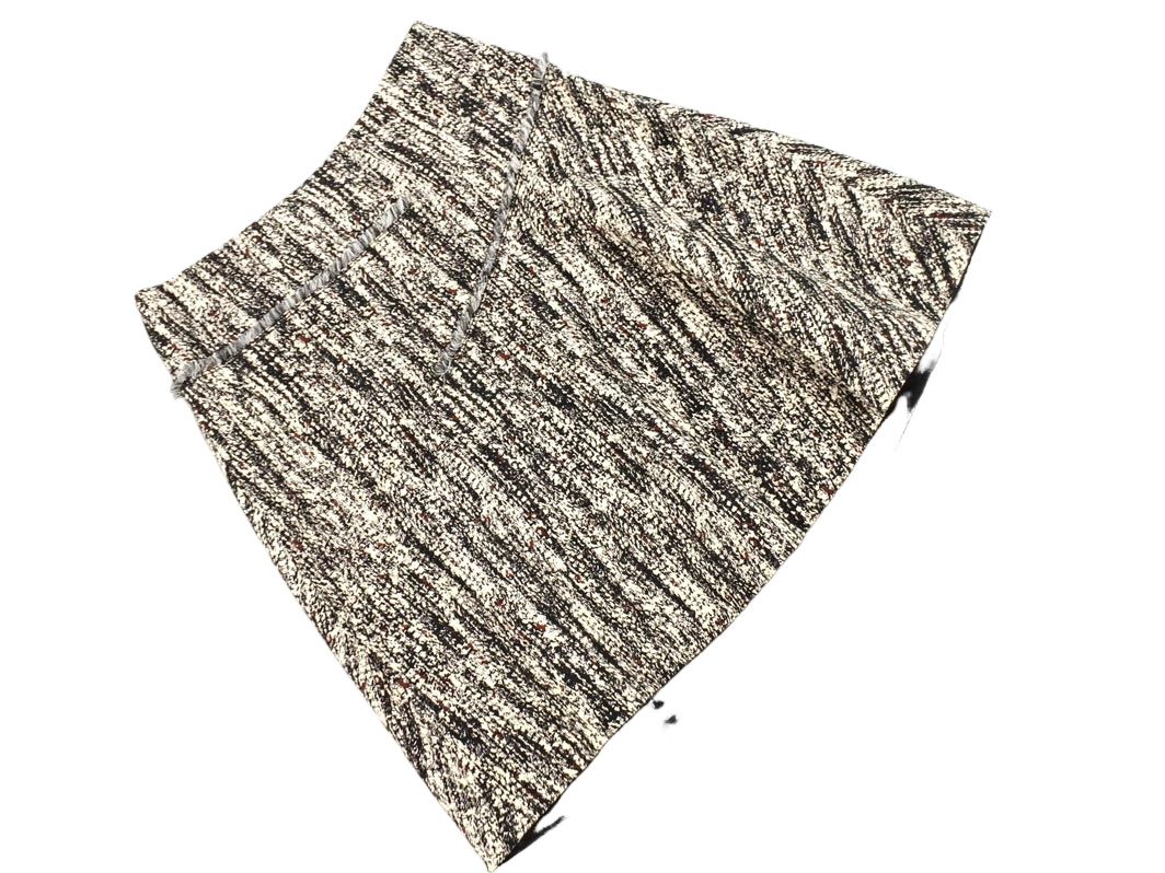 DOROTHEE SCHUMACHER ドロシーシューマッハ 総柄 Aライン 台形 スカート size2|白ｘ黒 ◎レディース