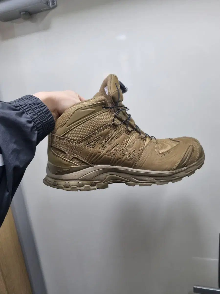 SALOMON XAフォース ミッド 戦闘靴 登山靴