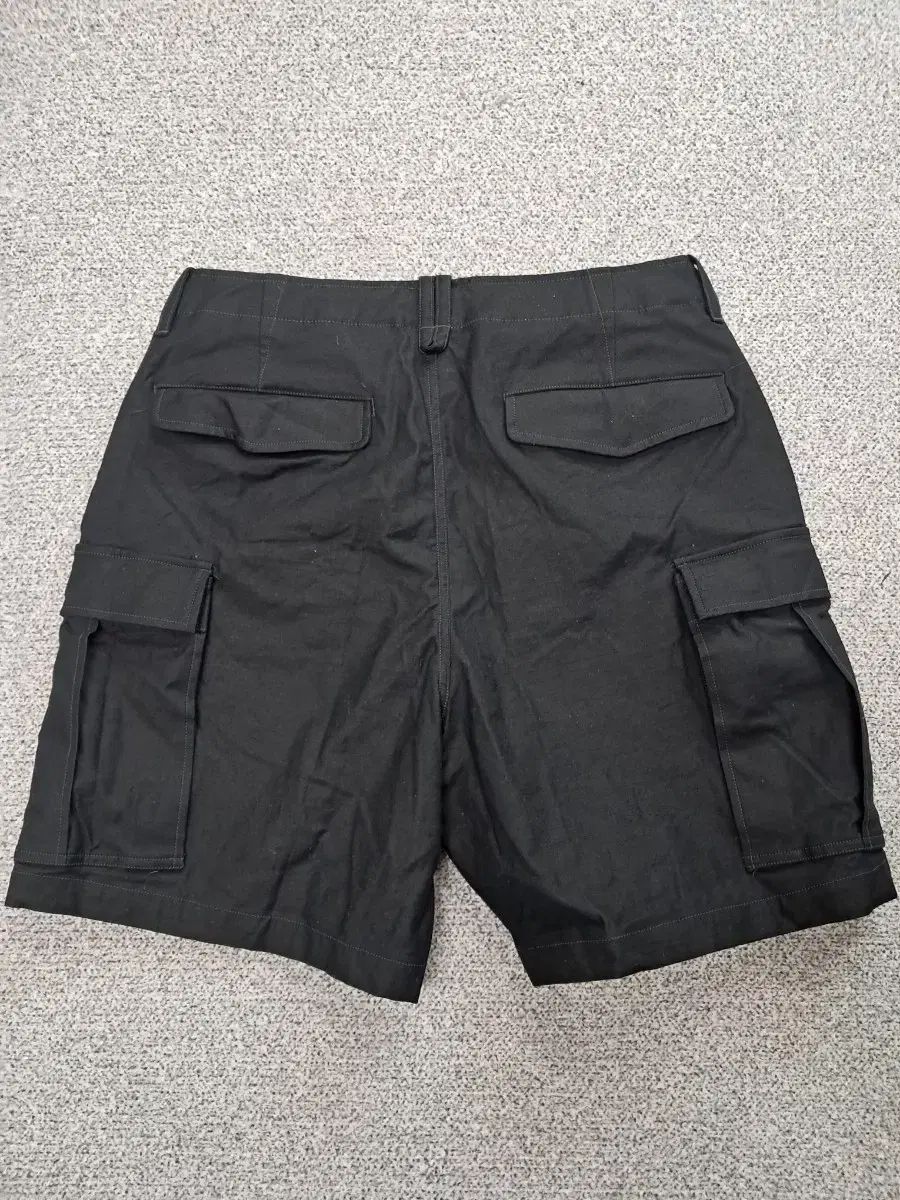 ROUGH SIDE カーゴハーフパンツ