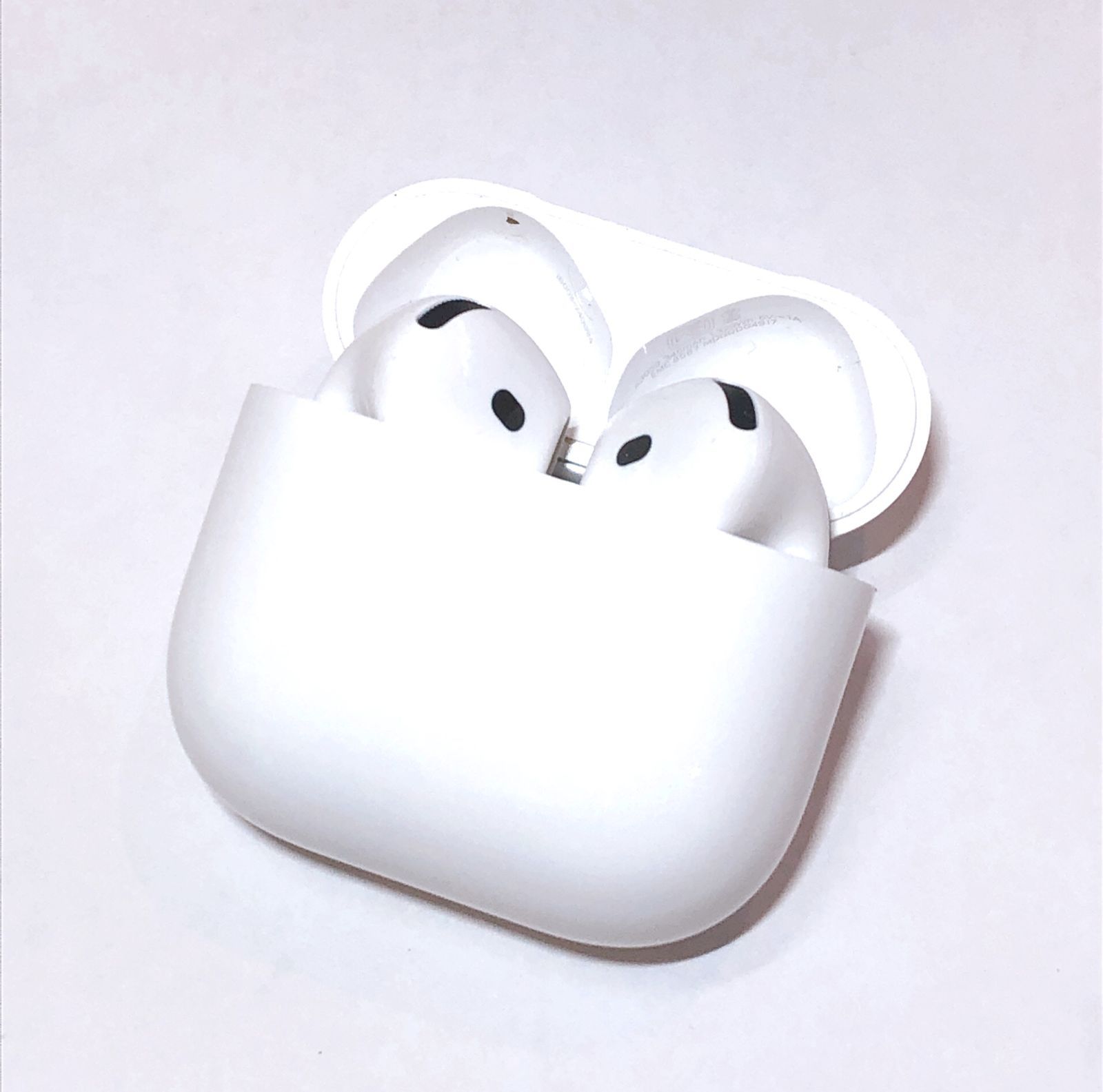 2999 アップル AirPods 4 ANC アクティブノイズキャンセリング搭載モデル MXP93J A ワイヤレスイヤホン A3055 A3056 A3059
