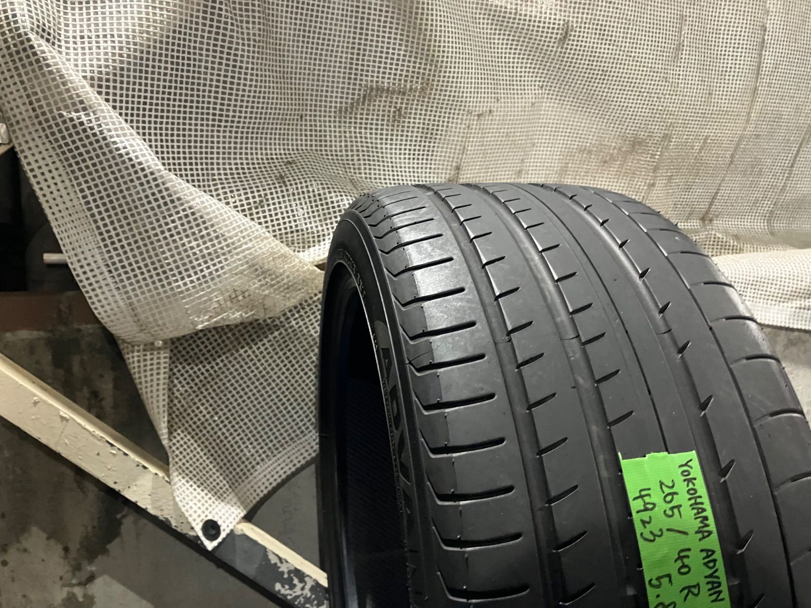 アドバンスポーツ ポルシェ承認タイヤ2本