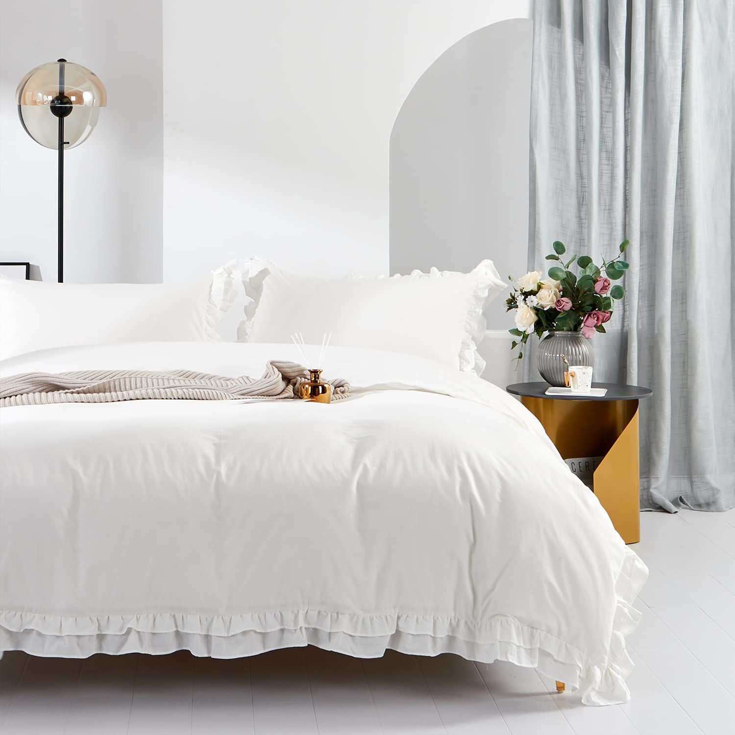 迅速発送 MILDLY 布団カバーセット ダブル 4点セット 姫系 フリル 掛布団カバー ボックスシーツ 枕カバー 2枚入 肌ざわりが良い 通気吸湿 リネンの質感 ベッドカバー フリル ホワイト ダブル