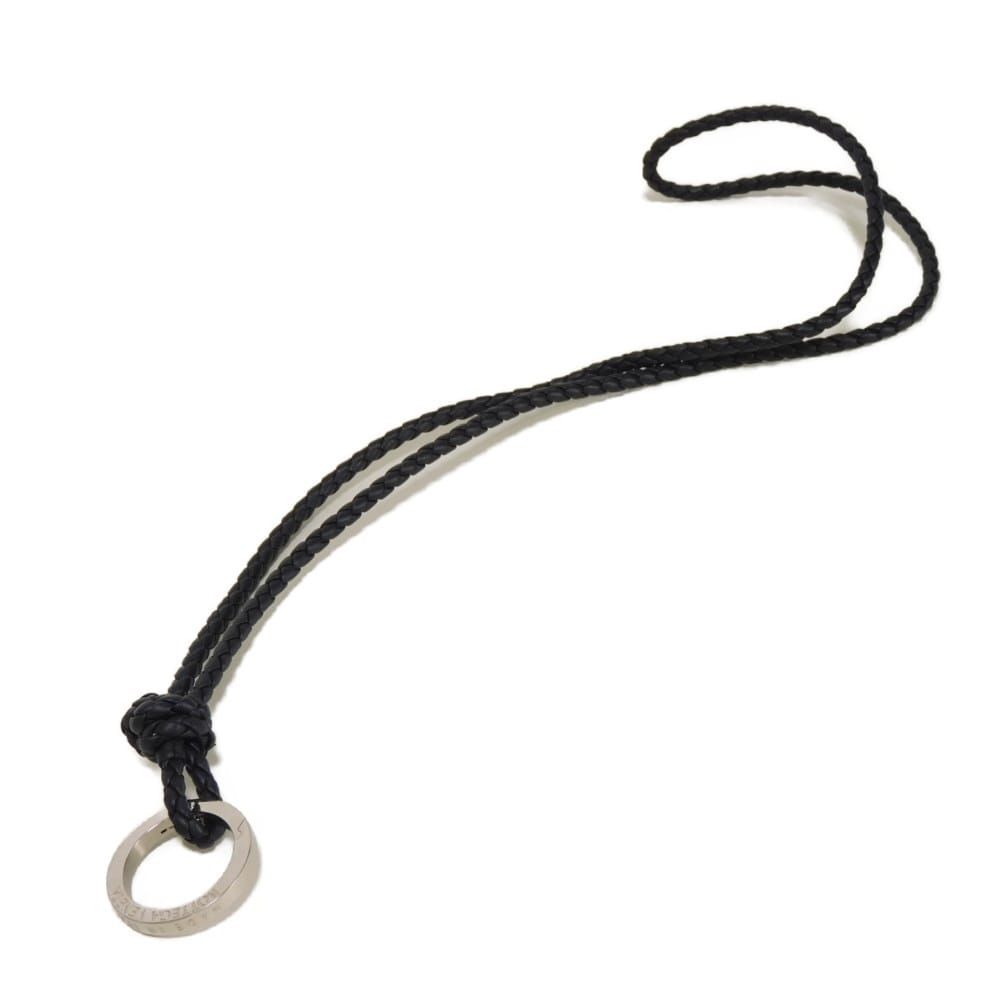 BOTTEGAVENETA ボッテガヴェネタ イントレチャート レザー ロング キーリング 現行 ナッパ ネイビー ネックストラップ リング シルバー ラムスキン スペース ストラップ 758630 VMAY0 8838