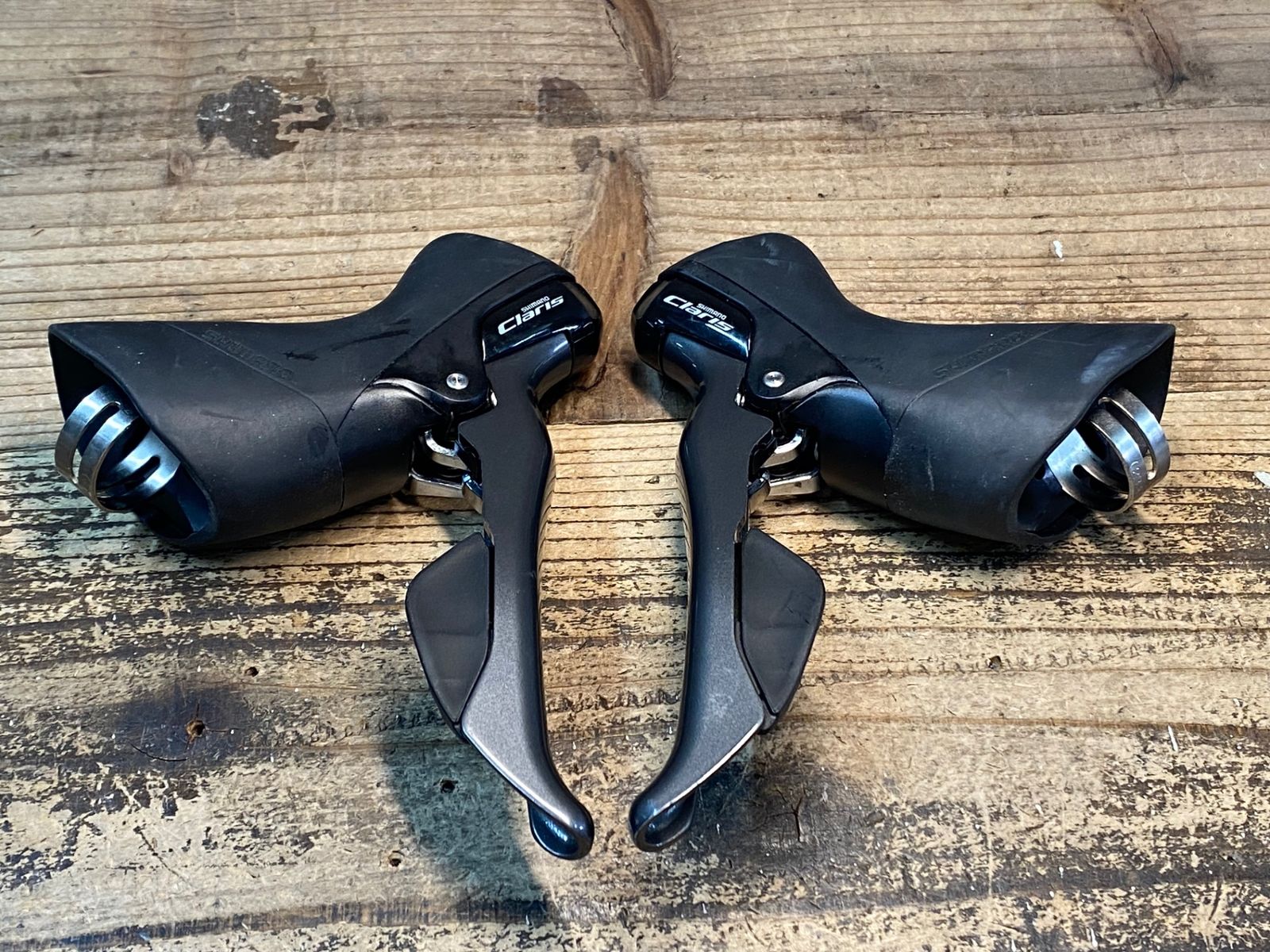 ハーレー純正ハンドルクランプカバー55900105撤去品 はまやん様専用。ハーレー純正ハンドルクランプカバー55900105