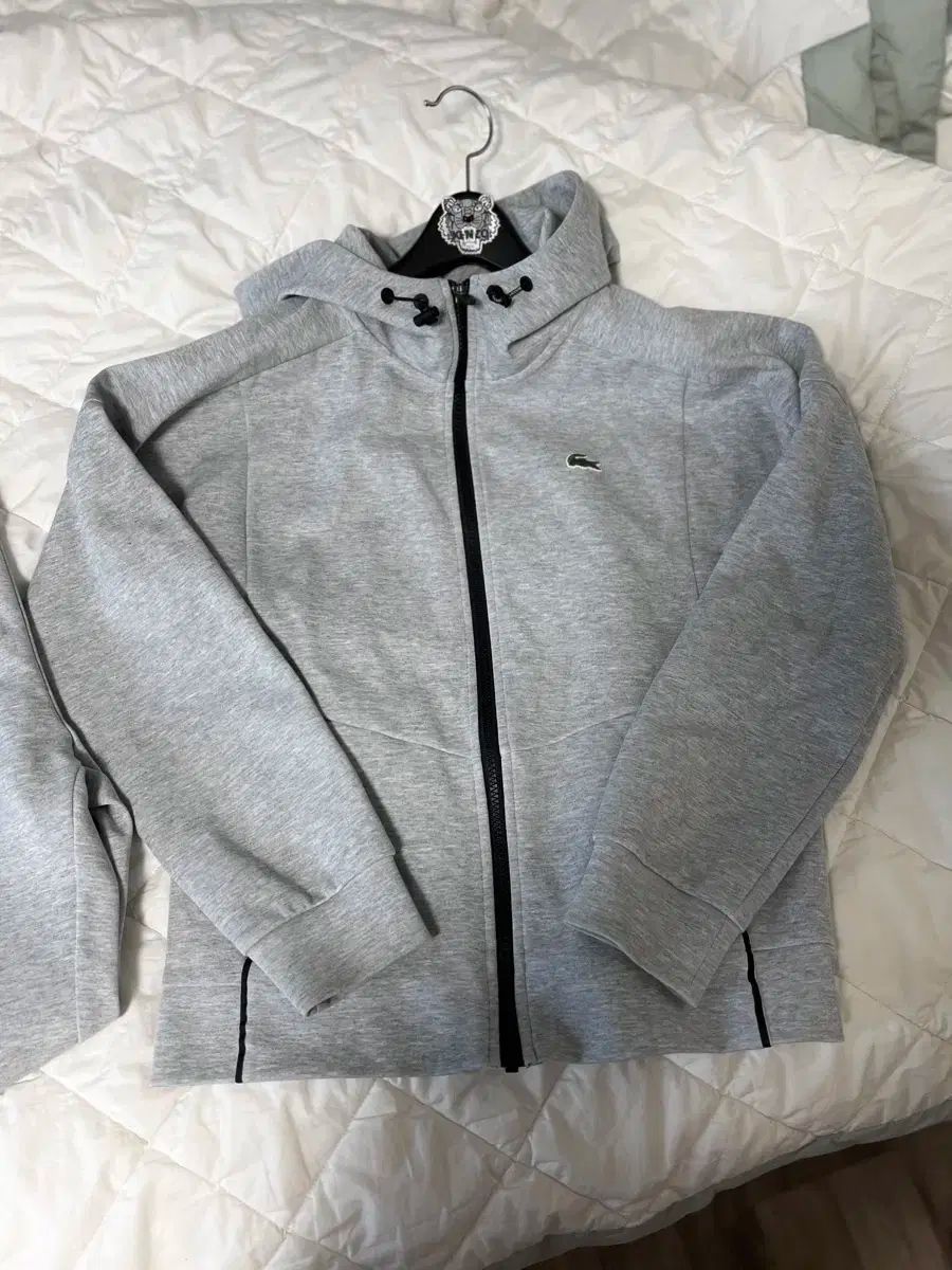 ラコステ テックパック トレーニングウェア セット MAAHADDERANG_COM