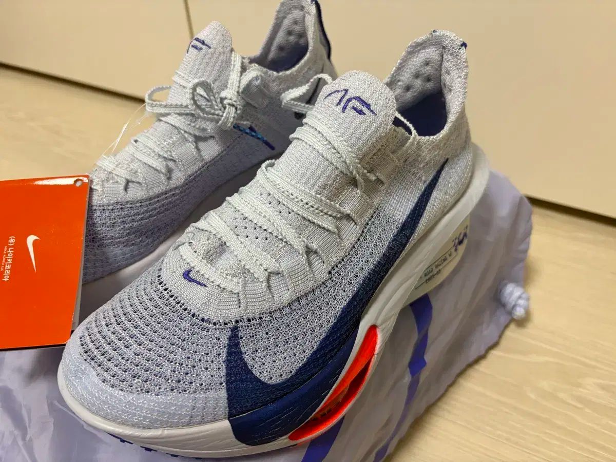 ナイキ アルファフライ3 235 mm ナイキコリア