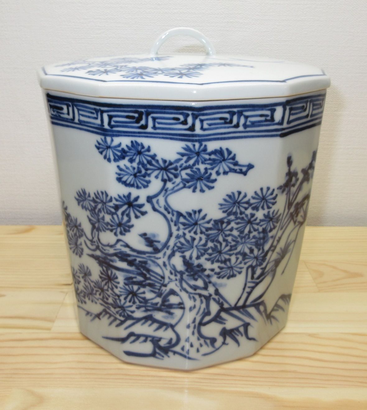 送料込【逢絢亭】茶道具 水指 京焼 染付 葡萄棚の図