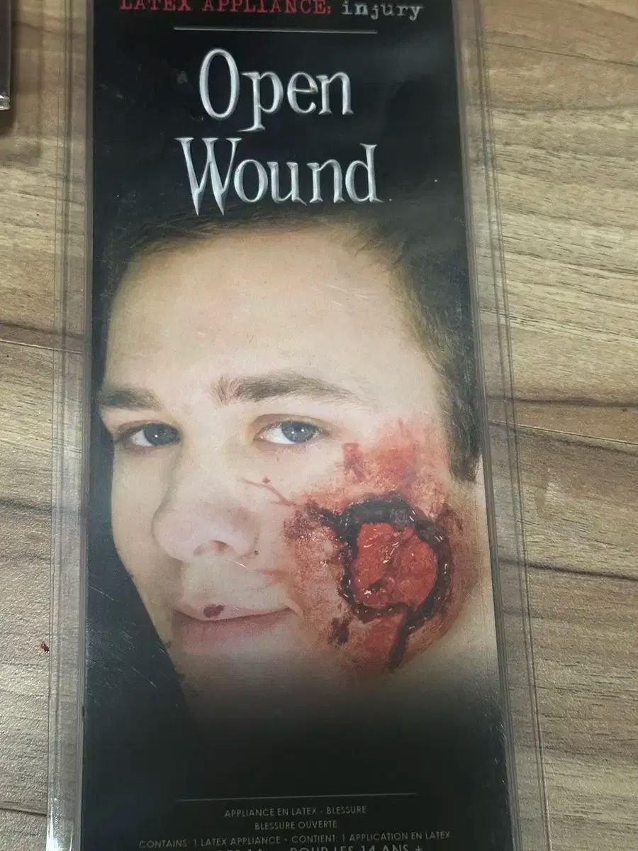 幸せ ハロウィーン 傷メイク セット コットン ヴェール コスプレ コスチューム お買い物の参考にどうぞ。