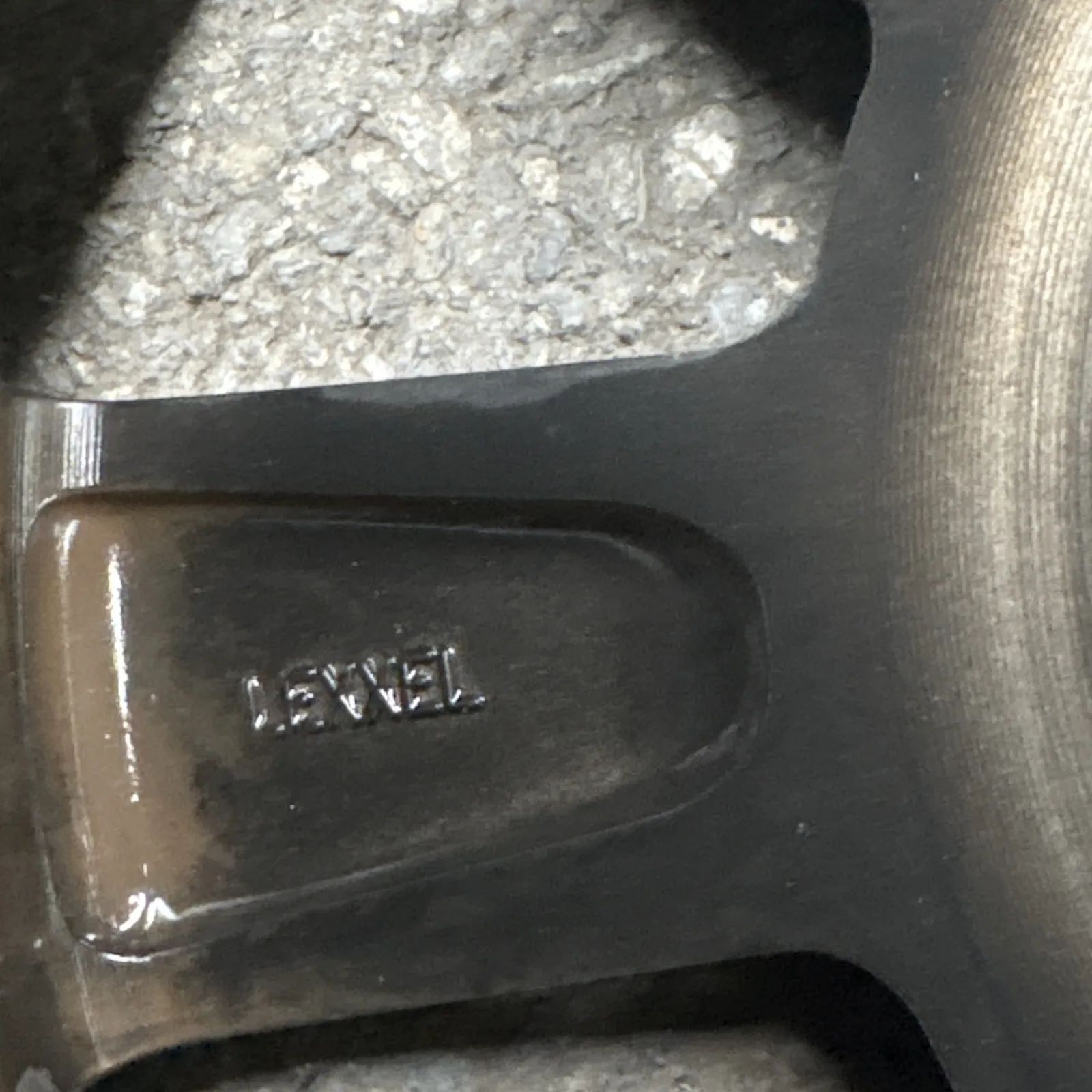 デスロック 16インチ