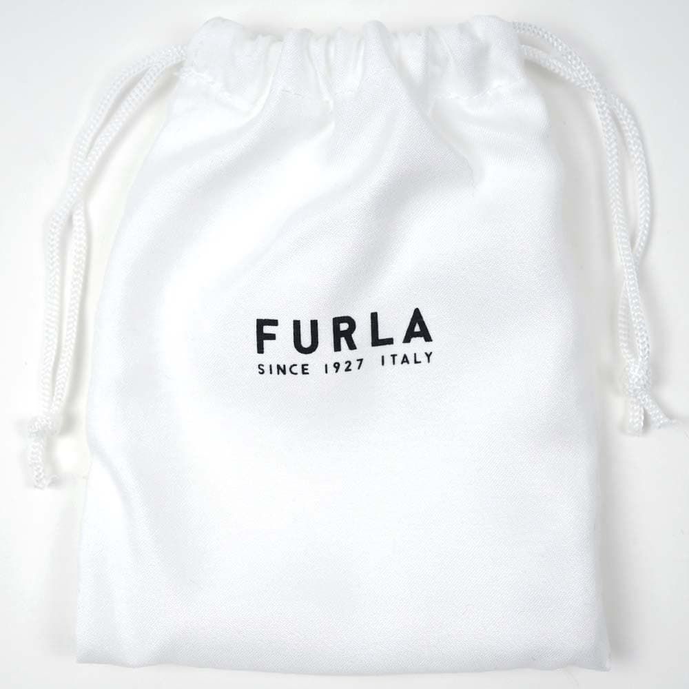 カメリア レザー