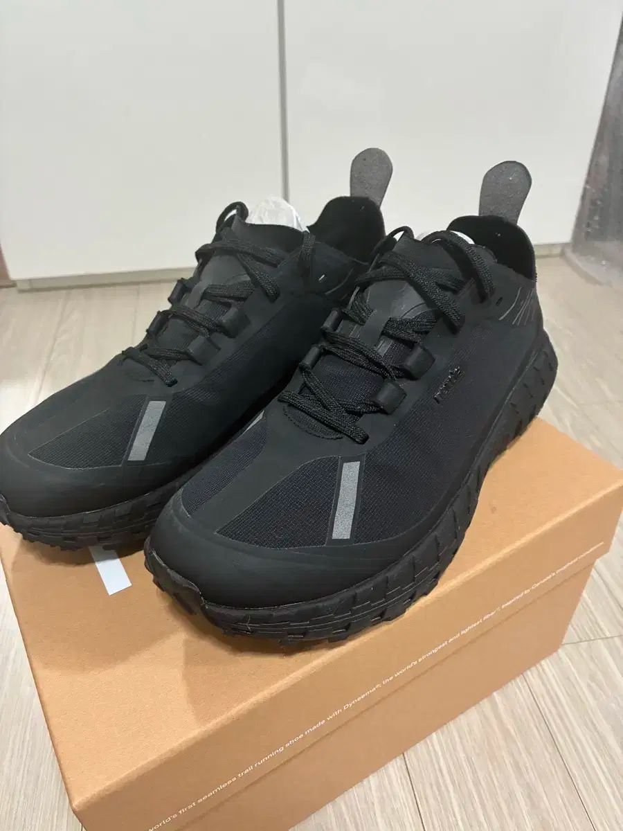 ステルス ブラック